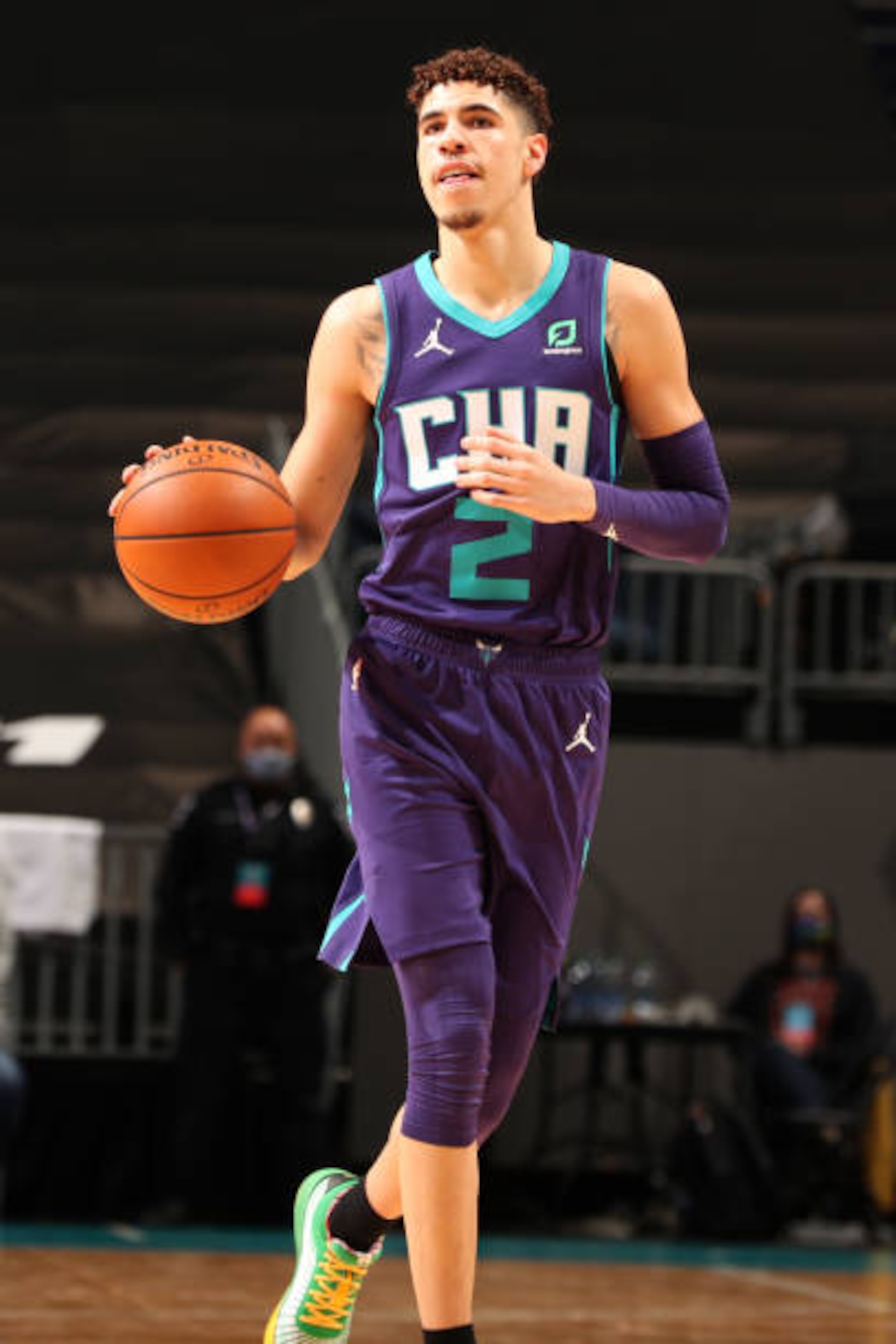 CHARLOTTE, NC - JANUARY 9: LaMelo Ball #2 of the Charlotte Hornets dribbles the ball on January 9, 2021 at Spectrum Center in Charlotte, North Carolina. NOTE TO USER: User expressly acknowledges and agrees that, by downloading and or using this photograph, User is consenting to the terms and conditions of the Getty Images License Agreement. Mandatory Copyright Notice: Copyright 2021 NBAE (Photo by Kent Smith/NBAE via Getty Images)