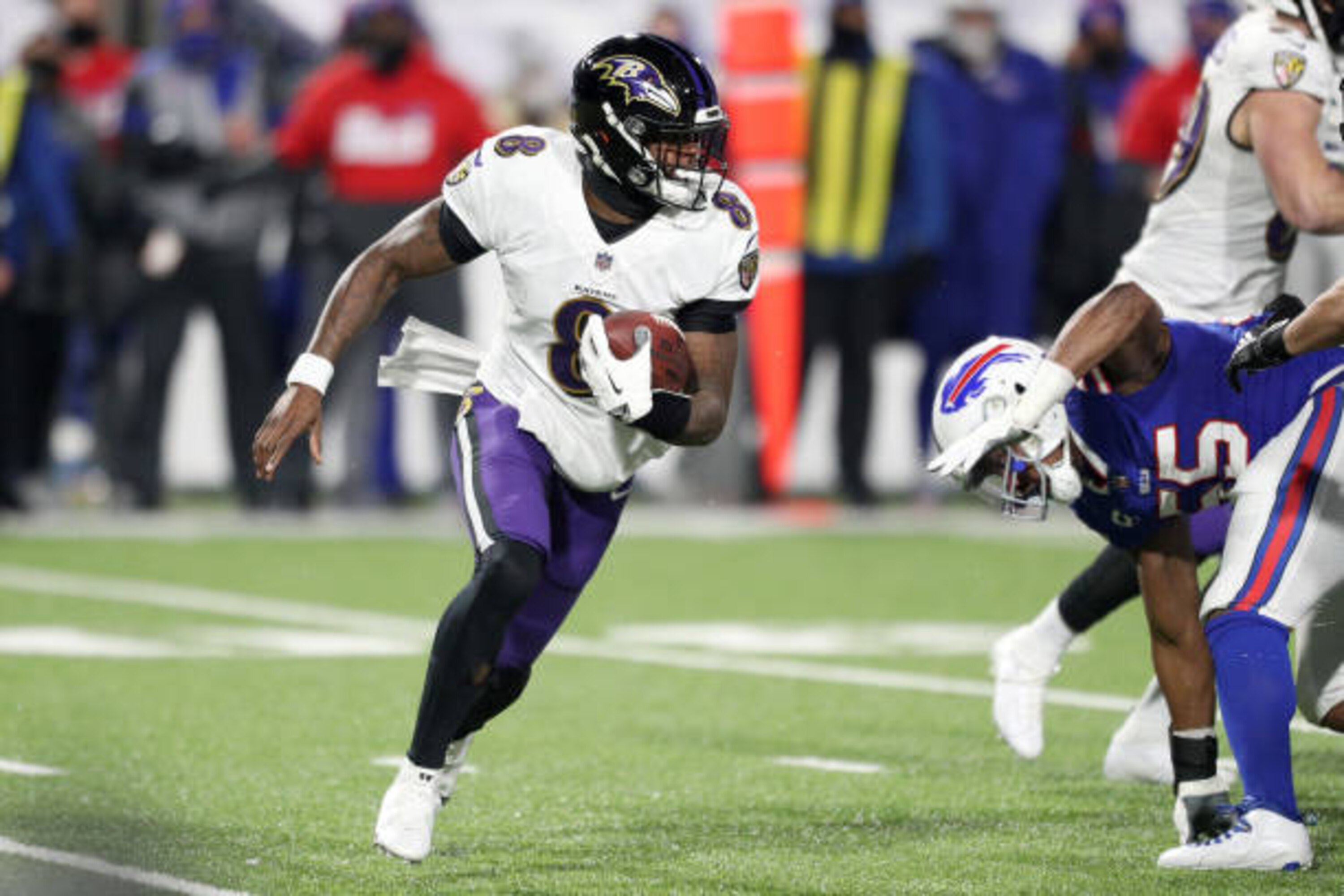 Bills Fans Donate Money to Lamar Jackson's Charity After Ravens QB's Injury