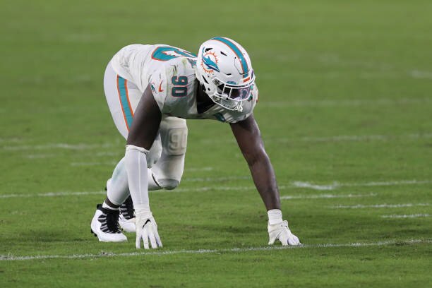 JACKSONVILLE, FL - SEPTEMBER 24: Miami Dolphins Linebacker Shaq Lawson (90) during  the game between the Miami Dolphins and the Jacksonville Jaguars on. September 24, 2020 at TIAA Bank Field in Jacksonville, Fl. (Photo by David Rosenblum/Icon Sportswire via Getty Images)