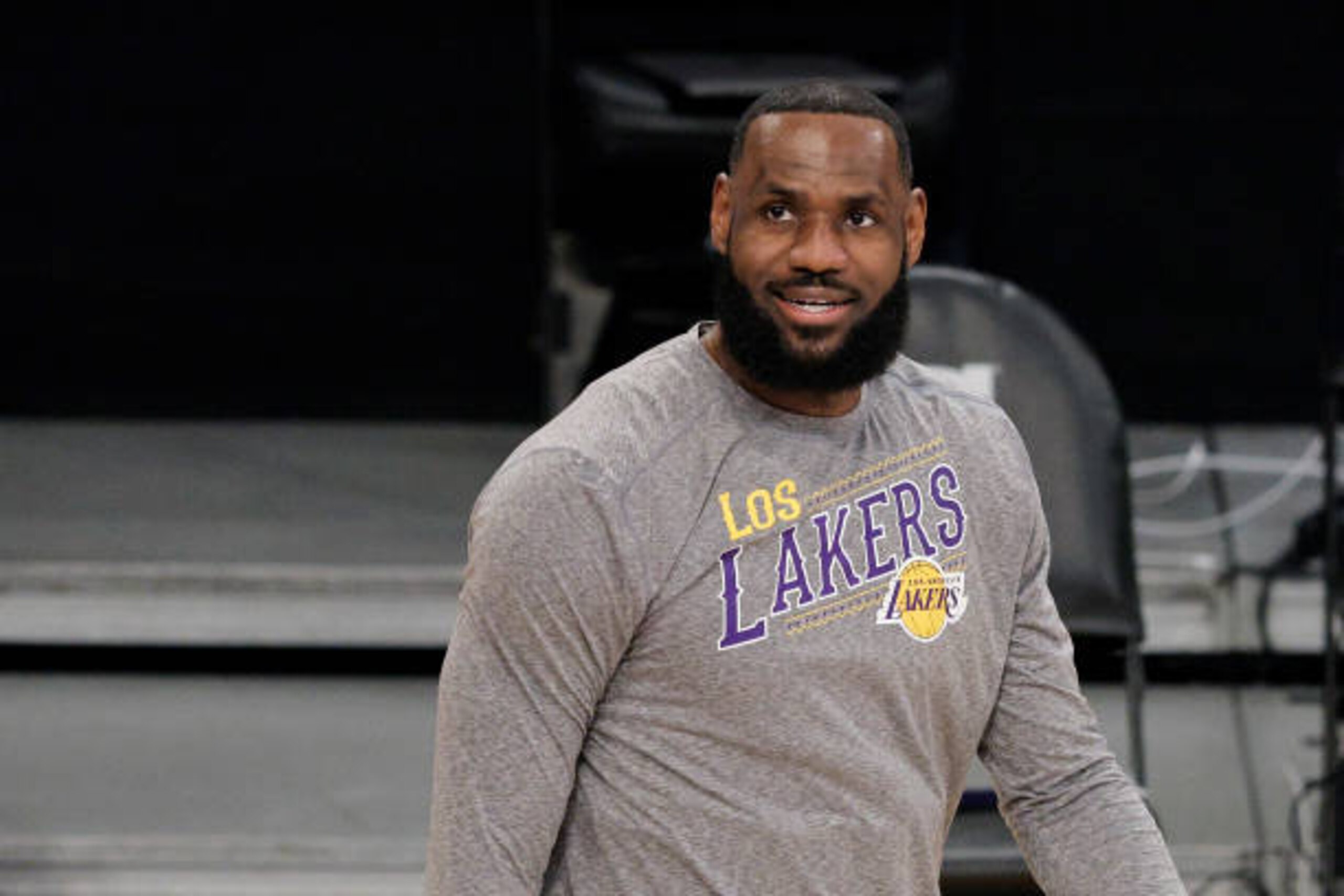 LOS ANGELES, CALIFORNIA - MARCH 20: LeBron James #23 of the Los Angeles Lakers warms up prior to a game against the Atlanta Hawks at Staples Center on March 20, 2021 in Los Angeles, California. NOTE TO USER: User expressly acknowledges and agrees that, by downloading and or using this photograph, User is consenting to the terms and conditions of the Getty Images License Agreement. (Photo by Michael Owens/Getty Images) LOS ANGELES, CALIFORNIA - MARCH 20: LeBron James #23 of the Los Angeles Lakers warms up prior to a game against the Atlanta Hawks at Staples Center on March 20, 2021 in Los Angeles, California. NOTE TO USER: User expressly acknowledges and agrees that, by downloading and or using this photograph, User is consenting to the terms and conditions of the Getty Images License Agreement. (Photo by Michael Owens/Getty Images)
