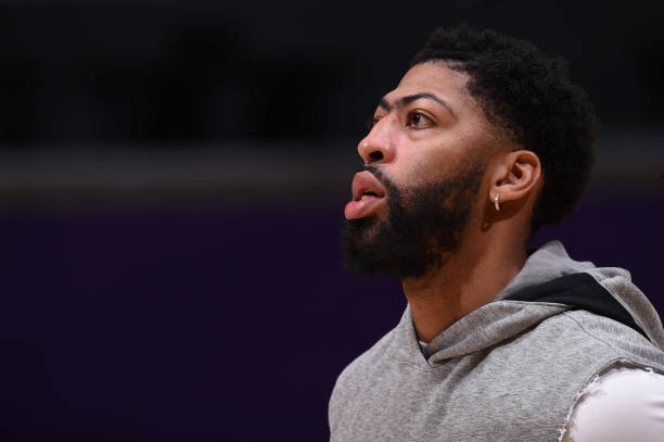 LOS ANGELES, CA - MARCH 26: Anthony Davis #3 of the Los Angeles Lakers looks on before the game against the Cleveland Cavaliers on MARCH 26, 2021 at STAPLES Center in Los Angeles, California. NOTE TO USER: User expressly acknowledges and agrees that, by downloading and/or using this Photograph, user is consenting to the terms and conditions of the Getty Images License Agreement. Mandatory Copyright Notice: Copyright 2021 NBAE (Photo by Juan Ocampo/NBAE via Getty Images)