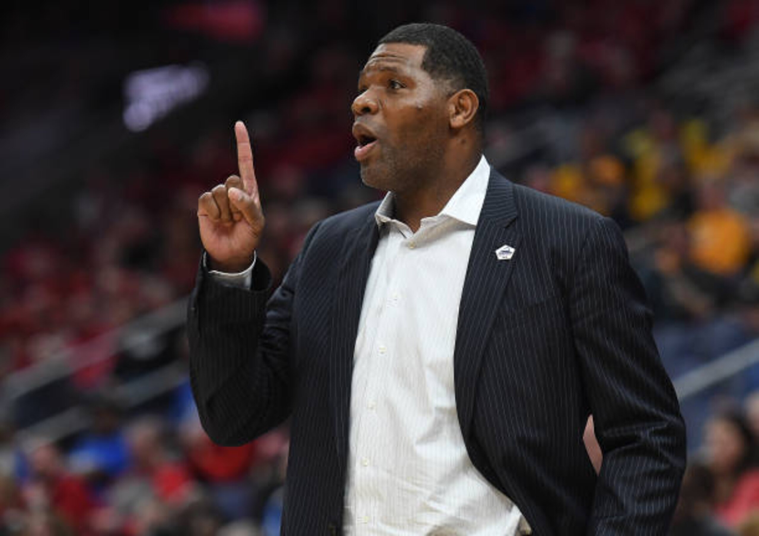 ST. LOUIS, MO - MARCH 07: Evansville Purple Aces head coach Walter McCarty during a Missouri Valley  Conference Basketball Tournament game between the Evansville Purple Aces and the Illinois State Red Birds on March 07, 2019, at Enterprise Center, St. Louis, MO. (Photo by Keith Gillett/Icon Sportswire via Getty Images)