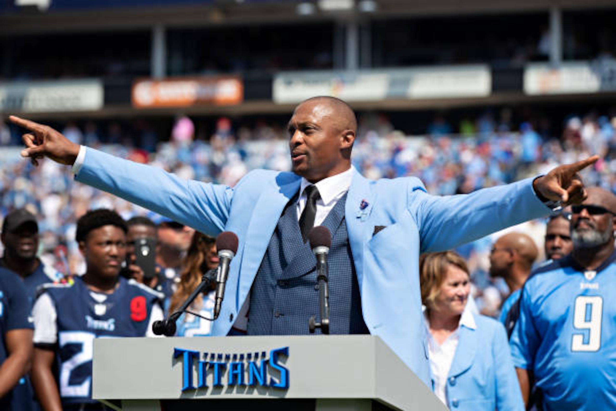 NASHVILLE, TN - SEPTEMBER 15:  Eddie George of the Tennessee Titans points to the fans during the halftime ceremony to have his number retired during a game against the Indianapolis Colts at Nissan Stadium on September 15, 2019 in Nashville,Tennessee.   (Photo by Wesley Hitt/Getty Images)