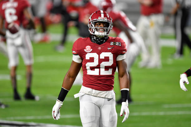 MIAMI GARDENS, FLORIDA - JANUARY 11: Najee Harris #22 of the Alabama Crimson Tide warms up before the College Football Playoff National Championship football game against the Ohio State Buckeyes at Hard Rock Stadium on January 11, 2021 in Miami Gardens, Florida. The Alabama Crimson Tide defeated the Ohio State Buckeyes 52-24. (Photo by Alika Jenner/Getty Images)