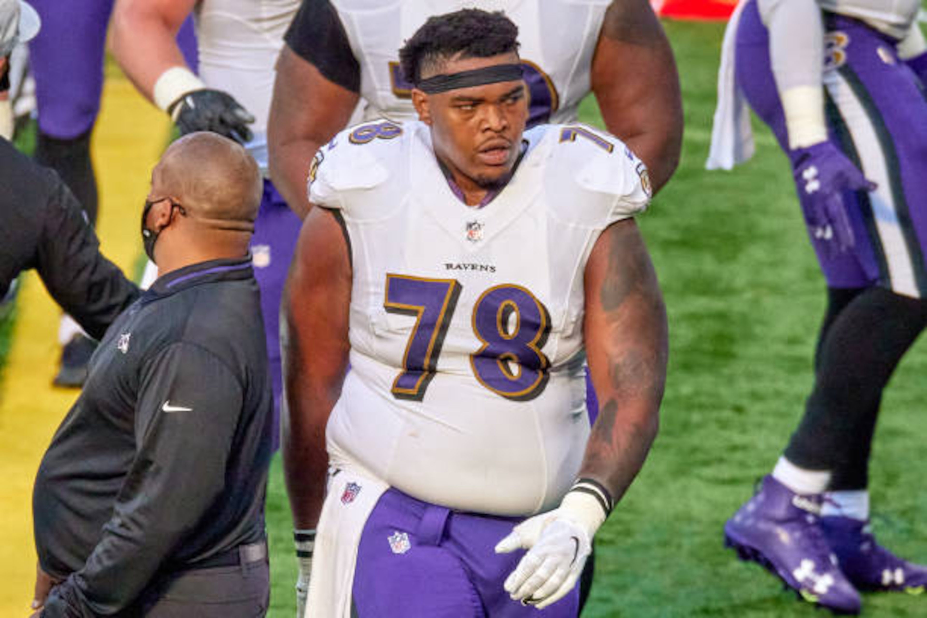 INDIANAPOLIS, IN - NOVEMBER 08: Baltimore Ravens offensive tackle Orlando Brown (78) looks on in action during a NFL game between the Indianapolis Colts and the Baltimore Ravens on November 08, 2020 at Lucas Oil Stadium in Indianapolis, IN. (Photo by Robin Alam/Icon Sportswire via Getty Images) INDIANAPOLIS, IN - NOVEMBER 08: Baltimore Ravens offensive tackle Orlando Brown (78) looks on in action during a NFL game between the Indianapolis Colts and the Baltimore Ravens on November 08, 2020 at Lucas Oil Stadium in Indianapolis, IN. (Photo by Robin Alam/Icon Sportswire via Getty Images)