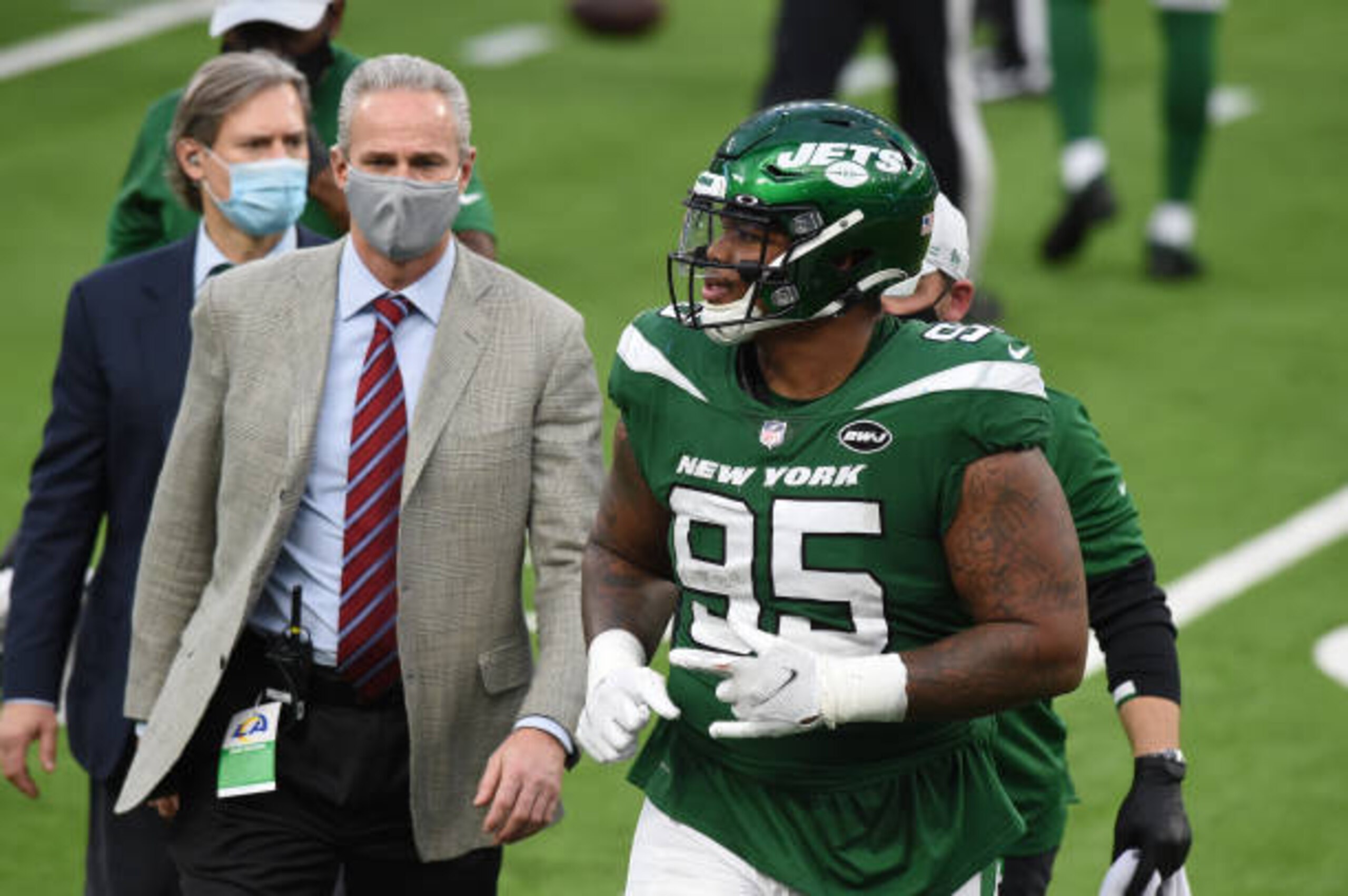 INGLEWOOD, CA - DECEMBER 20: New York Jets Defensive Tackle Quinnen Williams (95) is taken off the field with an injury during an NFL game between the New York Jets and the Los Angeles Rams on December 20, 2020, at SoFi Stadium in Inglewood, CA. (Photo by Chris Williams/Icon Sportswire via Getty Images)