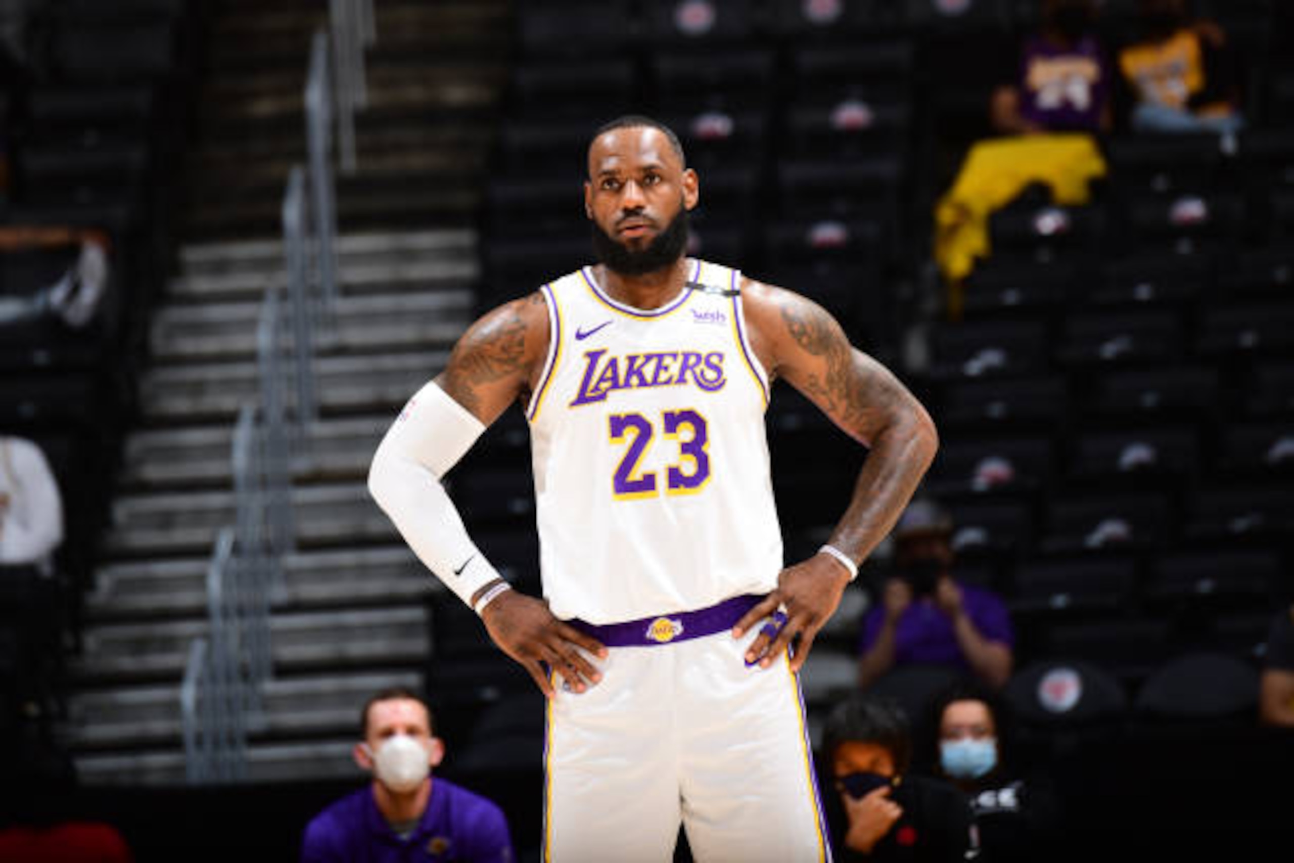 LOS ANGELES, CA - MAY 2: LeBron James #23 of the Los Angeles Lakers looks on during the game against the Toronto Raptors on May 2, 2021 at STAPLES Center in Los Angeles, California. NOTE TO USER: User expressly acknowledges and agrees that, by downloading and/or using this Photograph, user is consenting to the terms and conditions of the Getty Images License Agreement. Mandatory Copyright Notice: Copyright 2021 NBAE (Photo by Adam Pantozzi/NBAE via Getty Images)