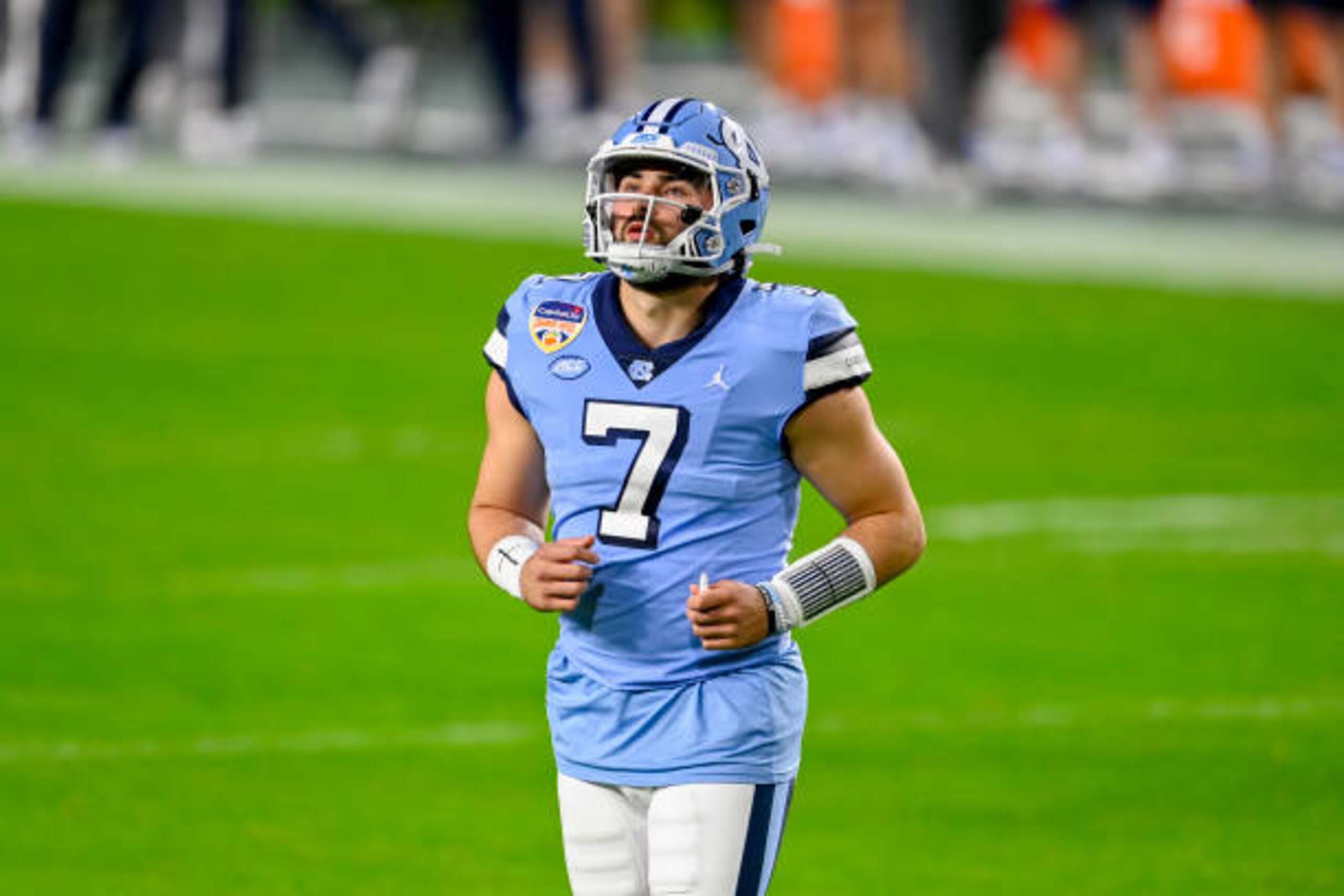 MIAMI GARDENS, FL - JANUARY 02: North Carolina Tar Heels quarterback Sam Howell (7) during the  Capital One Orange Bowl college football game between the Texas A&M Aggies and the North Carolina Tar Heels on January 2, 2021 at the Hard Rock Stadium in Miami Gardens, FL. (Photo by Doug Murray/Icon Sportswire via Getty Images)