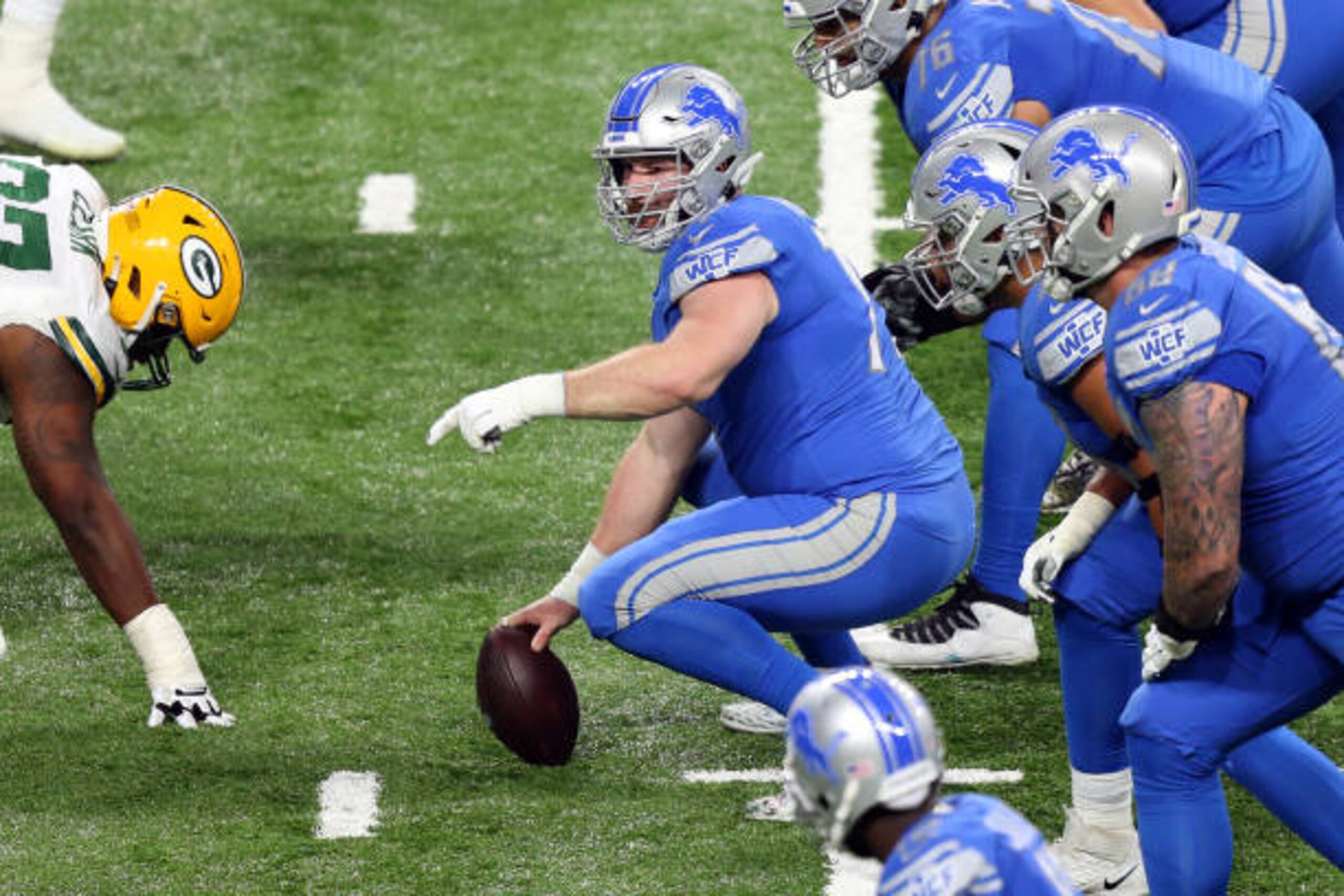 Detroit Lions center Frank Ragnow (77) signals at the line of scrimmage during the second half of an NFL football game between the Green Bay Packers and the Detroit Lions in Detroit, Michigan USA, on Sunday, December 13, 2020. (Photo by Amy Lemus/NurPhoto via Getty Images)