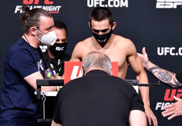 LAS VEGAS, NEVADA - MAY 07: Ryan Benoit attempts to make weight during the UFC weigh-in at UFC APEX on May 07, 2021 in Las Vegas, Nevada. (Photo by Chris Unger/Zuffa LLC)