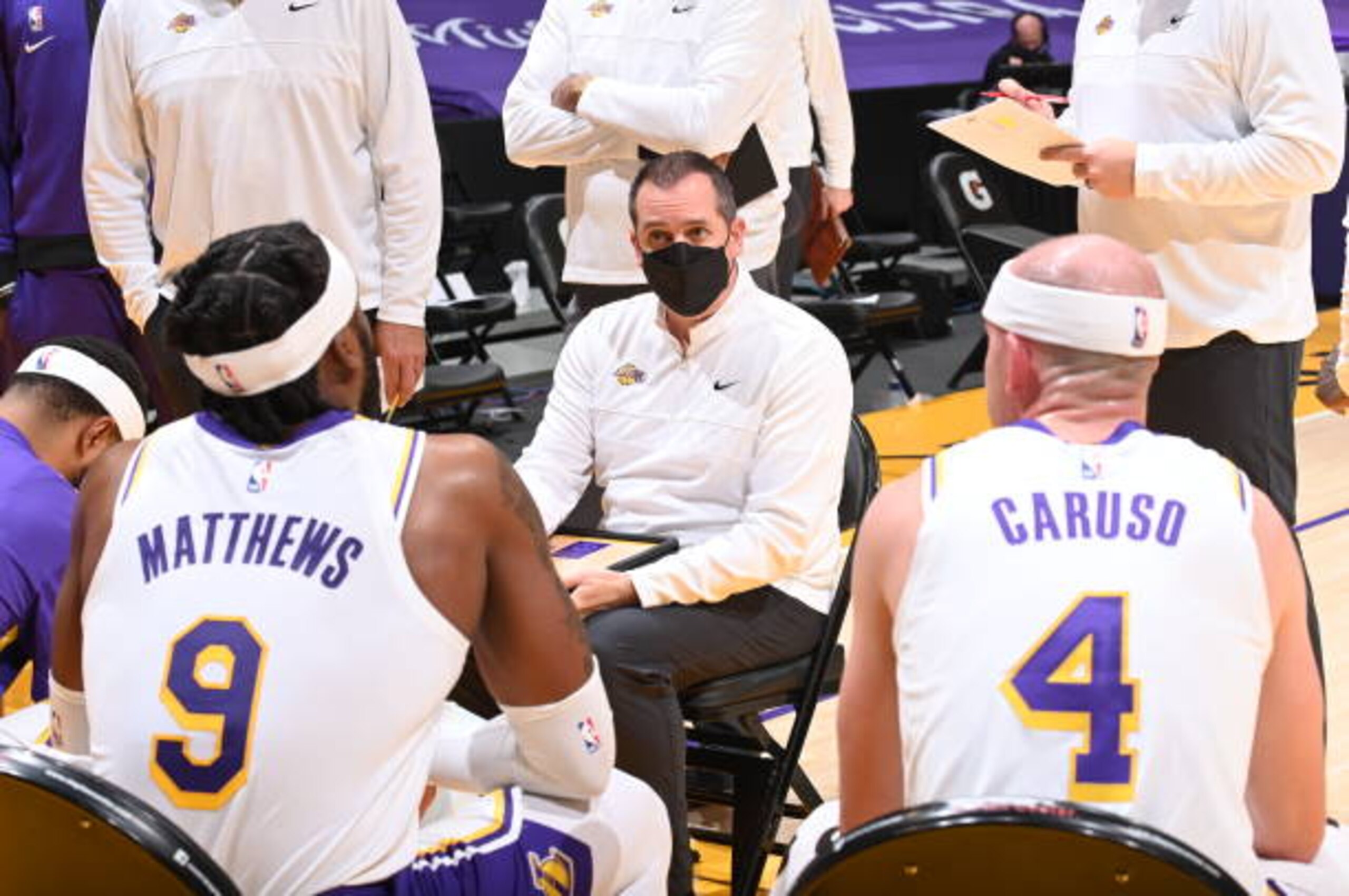 LOS ANGELES, CA - MARCH 28: Head Coach, Frank Vogel of the Los Angeles Lakers talks to his team during the game against the Orlando Magic on March, 28, 2021 at STAPLES Center in Los Angeles, California. NOTE TO USER: User expressly acknowledges and agrees that, by downloading and/or using this Photograph, user is consenting to the terms and conditions of the Getty Images License Agreement. Mandatory Copyright Notice: Copyright 2021 NBAE (Photo by Adam Pantozzi/NBAE via Getty Images) LOS ANGELES, CA - MARCH 28: Head Coach, Frank Vogel of the Los Angeles Lakers talks to his team during the game against the Orlando Magic on March, 28, 2021 at STAPLES Center in Los Angeles, California. NOTE TO USER: User expressly acknowledges and agrees that, by downloading and/or using this Photograph, user is consenting to the terms and conditions of the Getty Images License Agreement. Mandatory Copyright Notice: Copyright 2021 NBAE (Photo by Adam Pantozzi/NBAE via Getty Images)