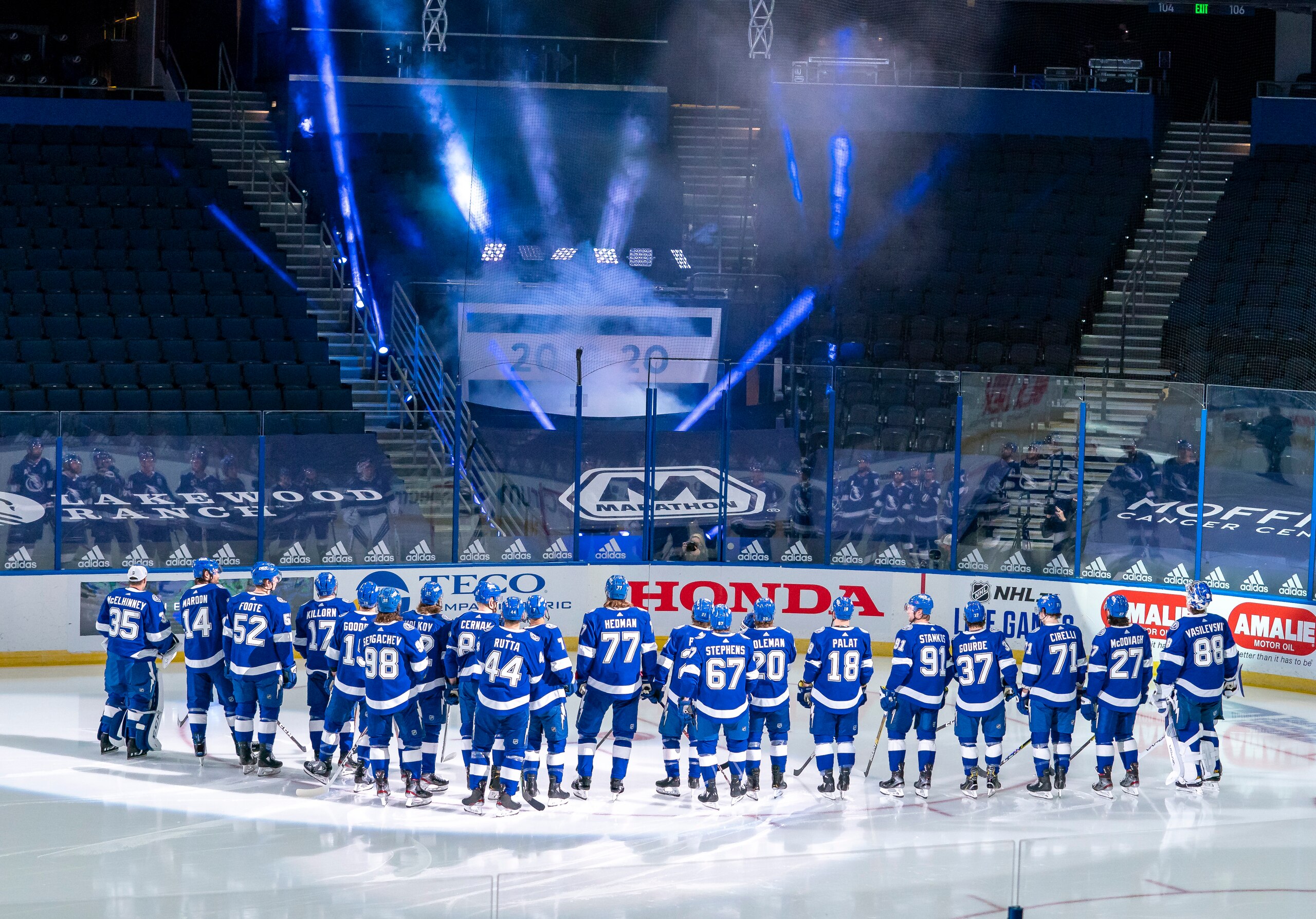 TAMPA, FL - JANUARY 13: raising the  Stanley Cup Champions Banner during the NHL Hockey match between the Lightning and Blackhawks  on January 13, 2021 at Amalie Arena in Tampa, FL. (Photo by Andrew Bershaw/Icon Sportswire via Getty Images)