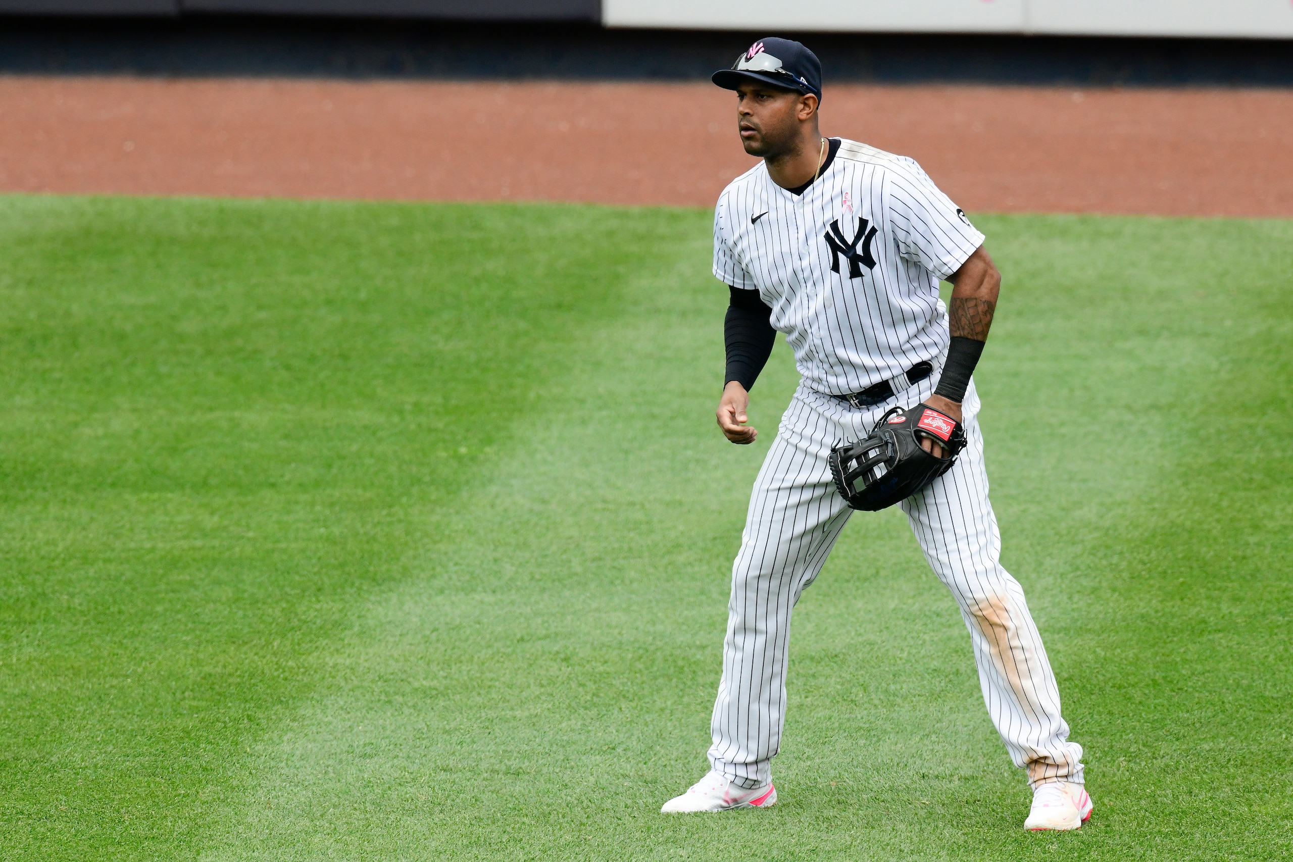 NEW YORK, NEW YORK - MAY 09:  Aaron Hicks #31 of the New York Yankees fields against the Washington Nationals at Yankee Stadium on May 09, 2021 in in the Bronx borough of New York City. (Photo by Steven Ryan/Getty Images)