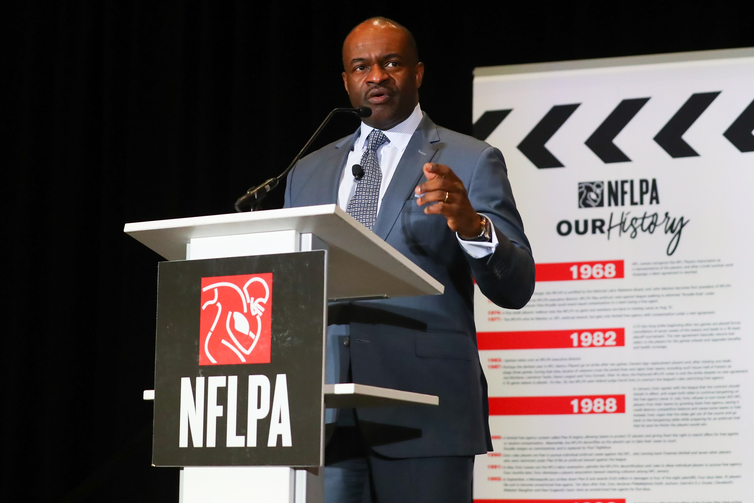 MIAMI BEACH, FL - JANUARY 30: DeMaurice Smith the Executive Director of the National Football League Players Association speaks during the NFLPA press conference on January 30, 2020 at the Miami Beach Convention Center in Miami Beack, FL.  (Photo by Rich Graessle/Icon Sportswire via Getty Images)