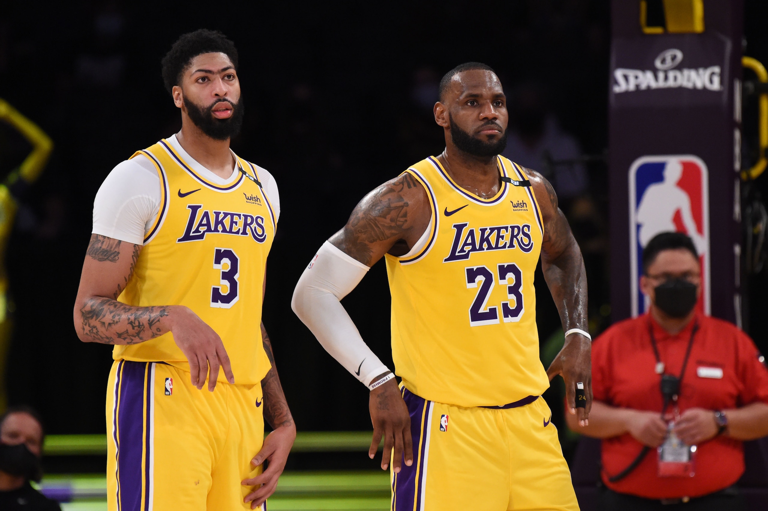 LOS ANGELES, CA - MAY 19: Anthony Davis #3 and LeBron James #23 of the Los Angeles Lakers looks on during the 2021 NBA Play-In Tournament on May 19, 2021 at STAPLES Center in Los Angeles, California. NOTE TO USER: User expressly acknowledges and agrees that, by downloading and/or using this Photograph, user is consenting to the terms and conditions of the Getty Images License Agreement. Mandatory Copyright Notice: Copyright 2021 NBAE (Photo by Juan Ocampo/NBAE via Getty Images)