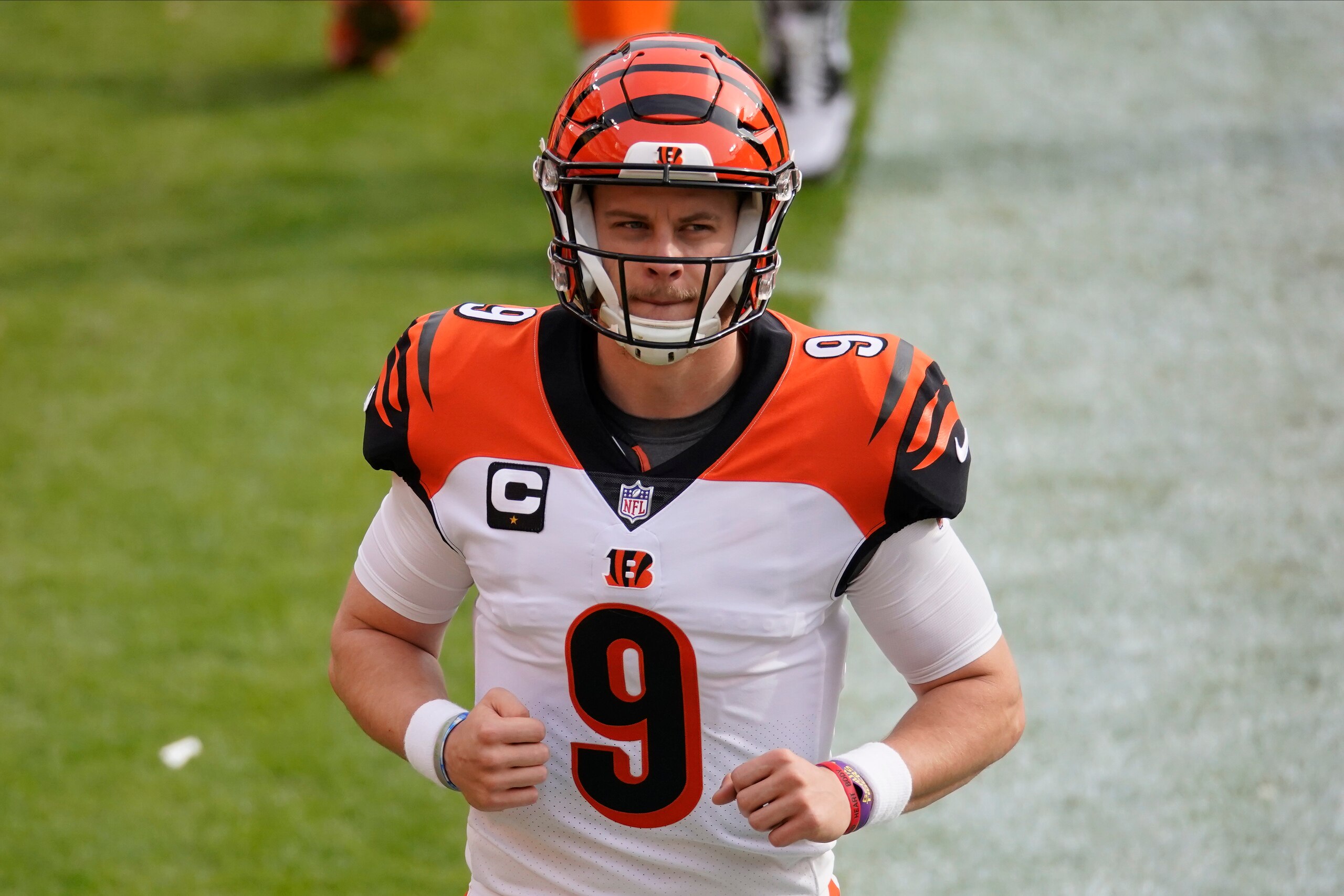 Cincinnati Bengals quarterback Joe Burrow (9) on the field before the start of an NFL football game against the Washington Football Team, Sunday, Nov. 22, 2020, in Landover, Md. (AP Photo/Al Drago)
