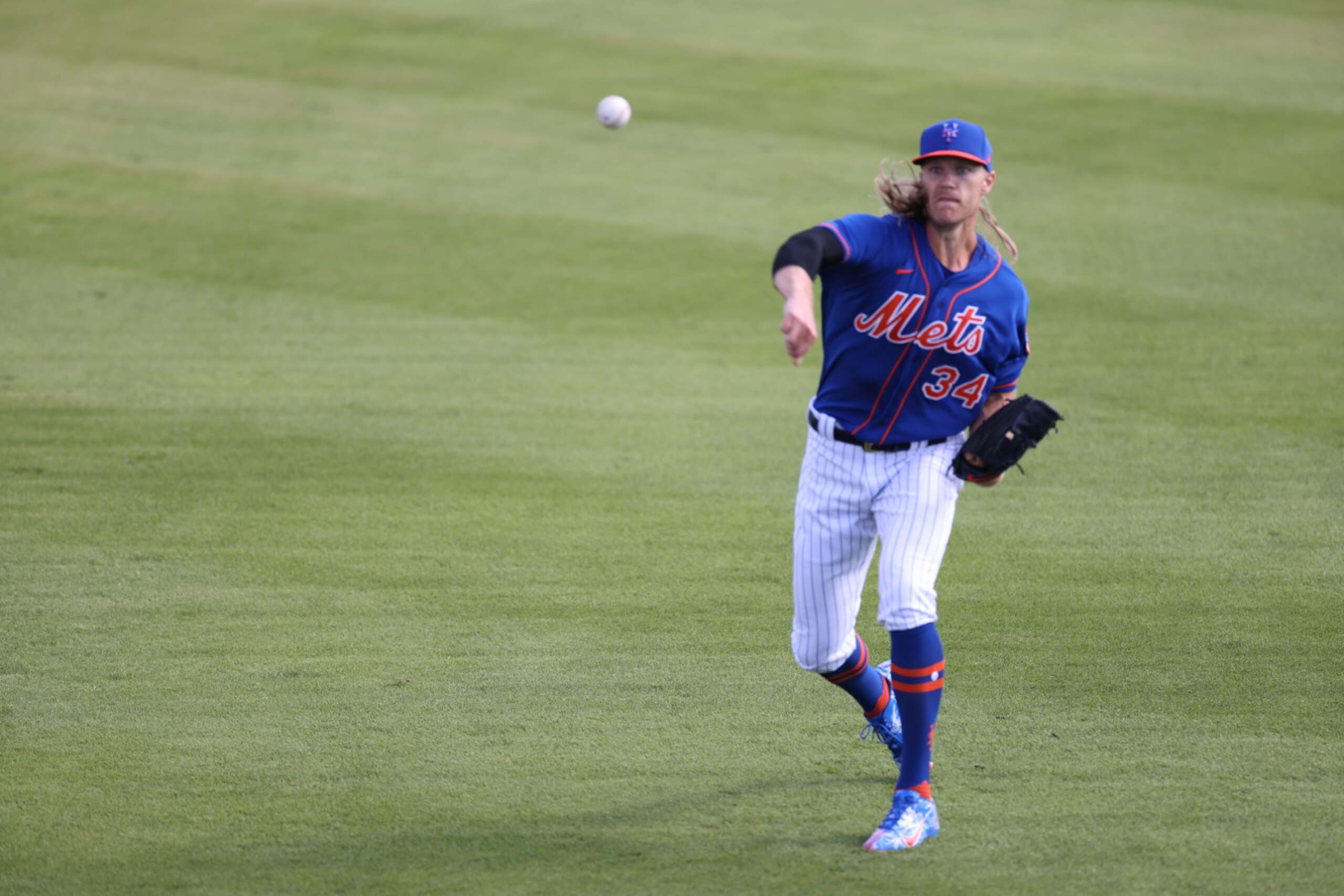 Baseball: New York Mets Noah Syndergaard (34) throwing during spring training practice at Clover Park.
Port St. Lucie, FL 2/24/2021
CREDIT: Simon Bruty (Photo by Simon Bruty/Sports Illustrated via Getty Images)
(Set Number: X163532 TK1)