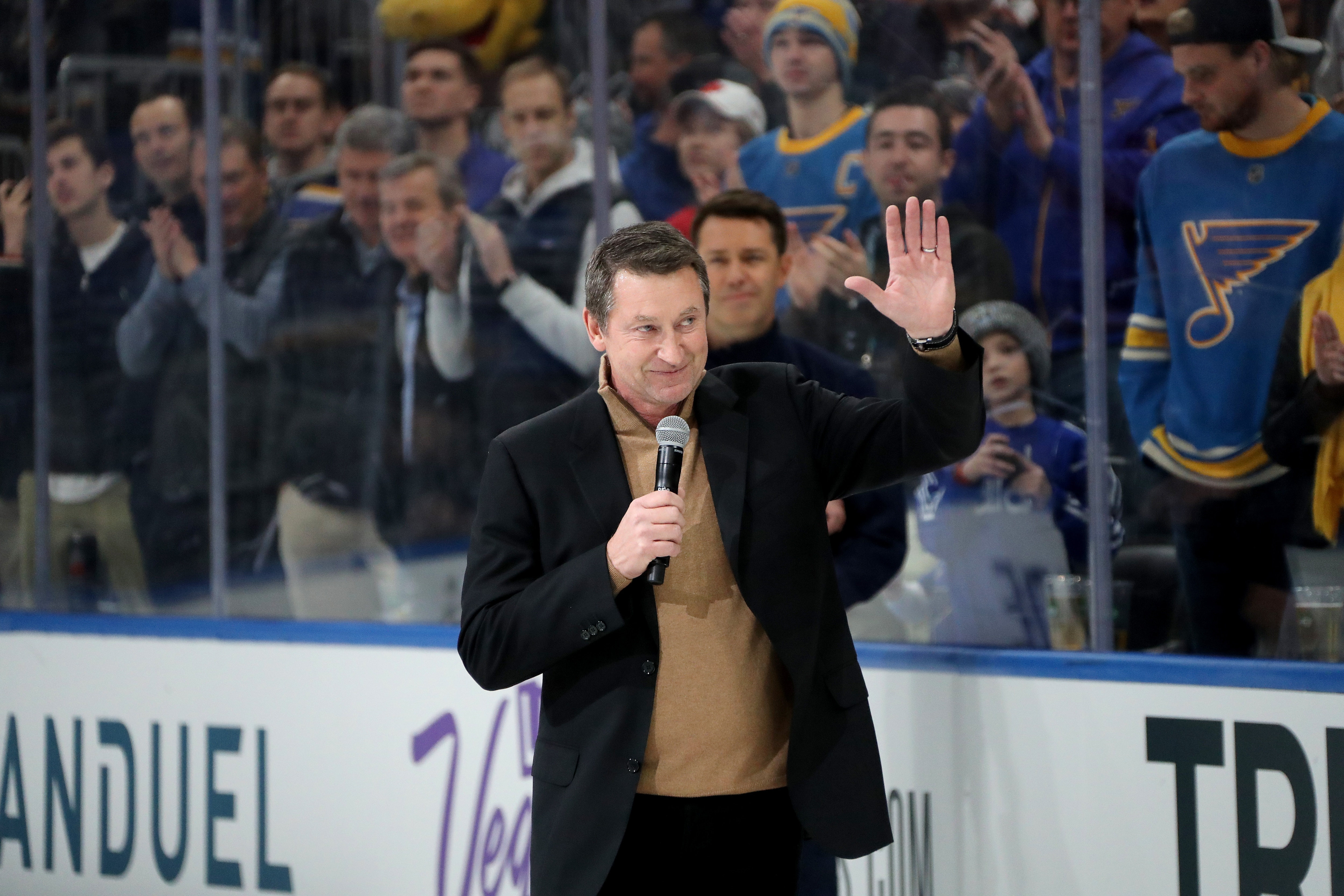 ST LOUIS, MISSOURI - JANUARY 24: Wayne Gretzky addresses fans prior to the 2020 NHL All-Star Skills Competition at Enterprise Center on January 24, 2020 in St Louis, Missouri. (Photo by Bruce Bennett/Getty Images)