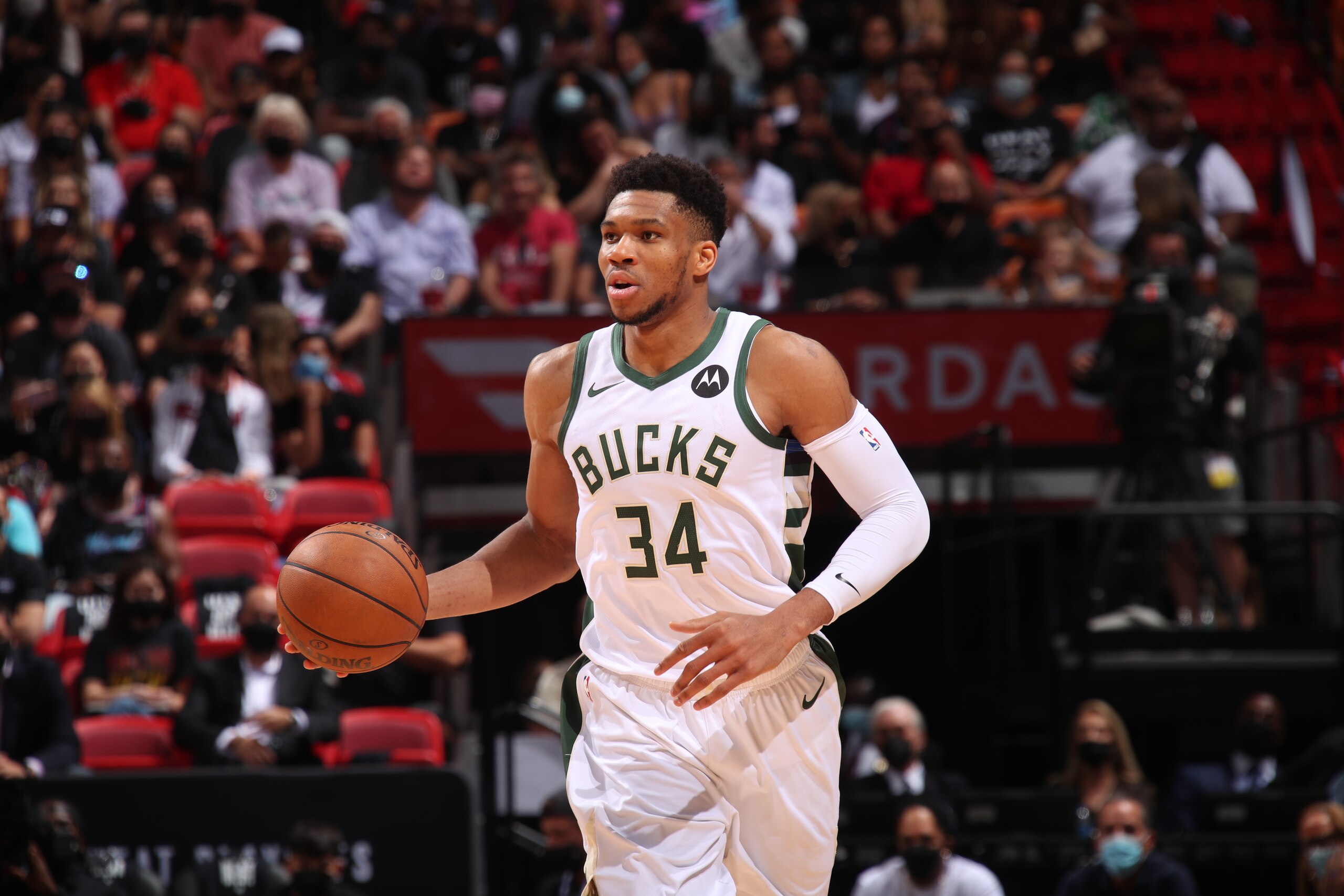 MIAMI, FL - MAY 29: Giannis Antetokounmpo #34 of the Milwaukee Bucks dribbles the ball during Round 1, Game 4 of the 2021 NBA Playoffs on May 29, 2021 at American Airlines Arena in Miami, Florida. NOTE TO USER: User expressly acknowledges and agrees that, by downloading and or using this Photograph, user is consenting to the terms and conditions of the Getty Images License Agreement. Mandatory Copyright Notice: Copyright 2021 NBAE (Photo by Issac Baldizon/NBAE via Getty Images)