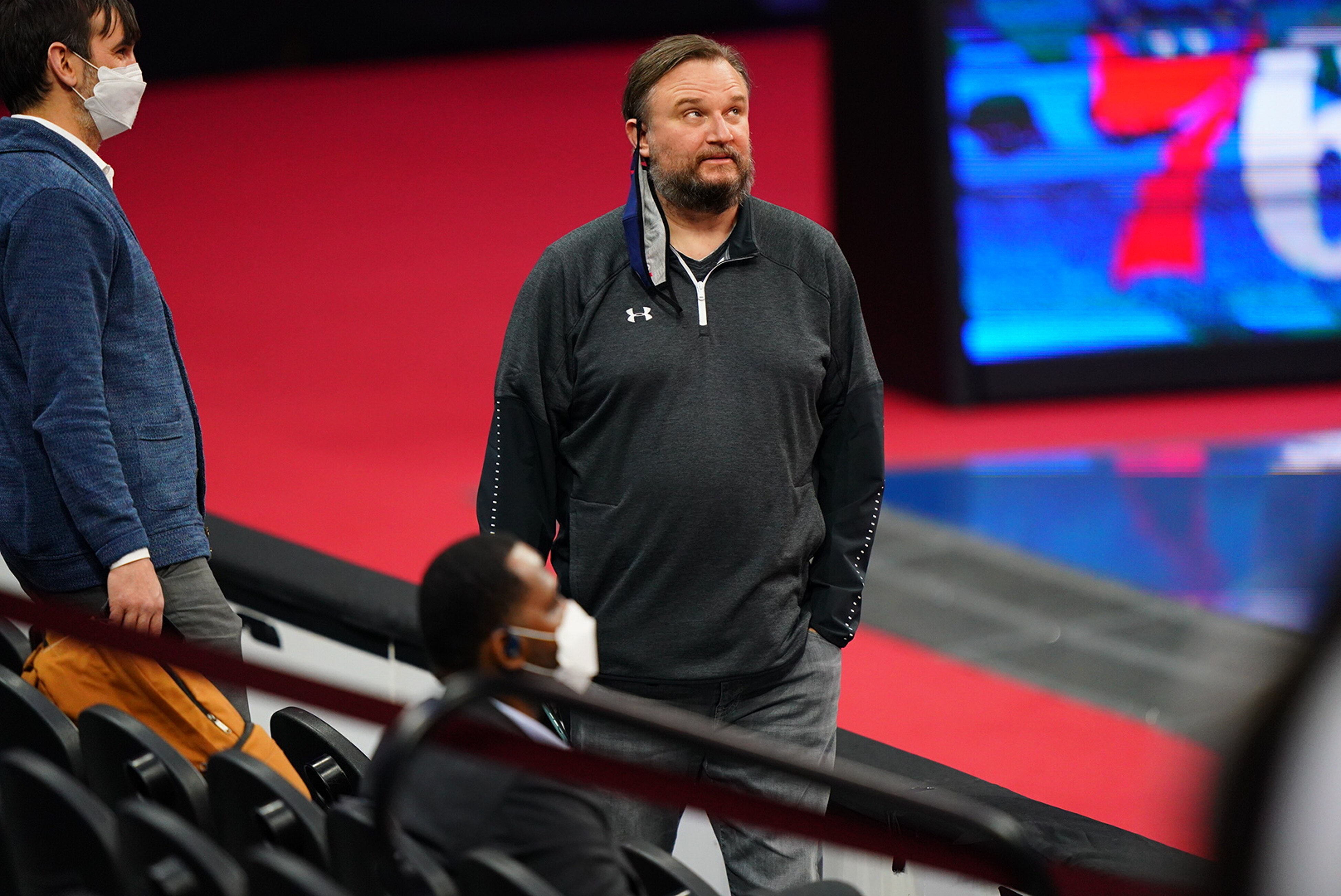 Basketball: Philadelphia 76ers President of Basketball Operations Daryl Morey courtside during game vs Utah Jazz at Wells Fargo Center. Morey with mask hanging from ear.
Philadelphia, PA 3/3/2021
CREDIT: Erick W. Rasco (Photo by Erick W. Rasco/Sports Illustrated via Getty Images) (Set Number: X163545 TK1)
