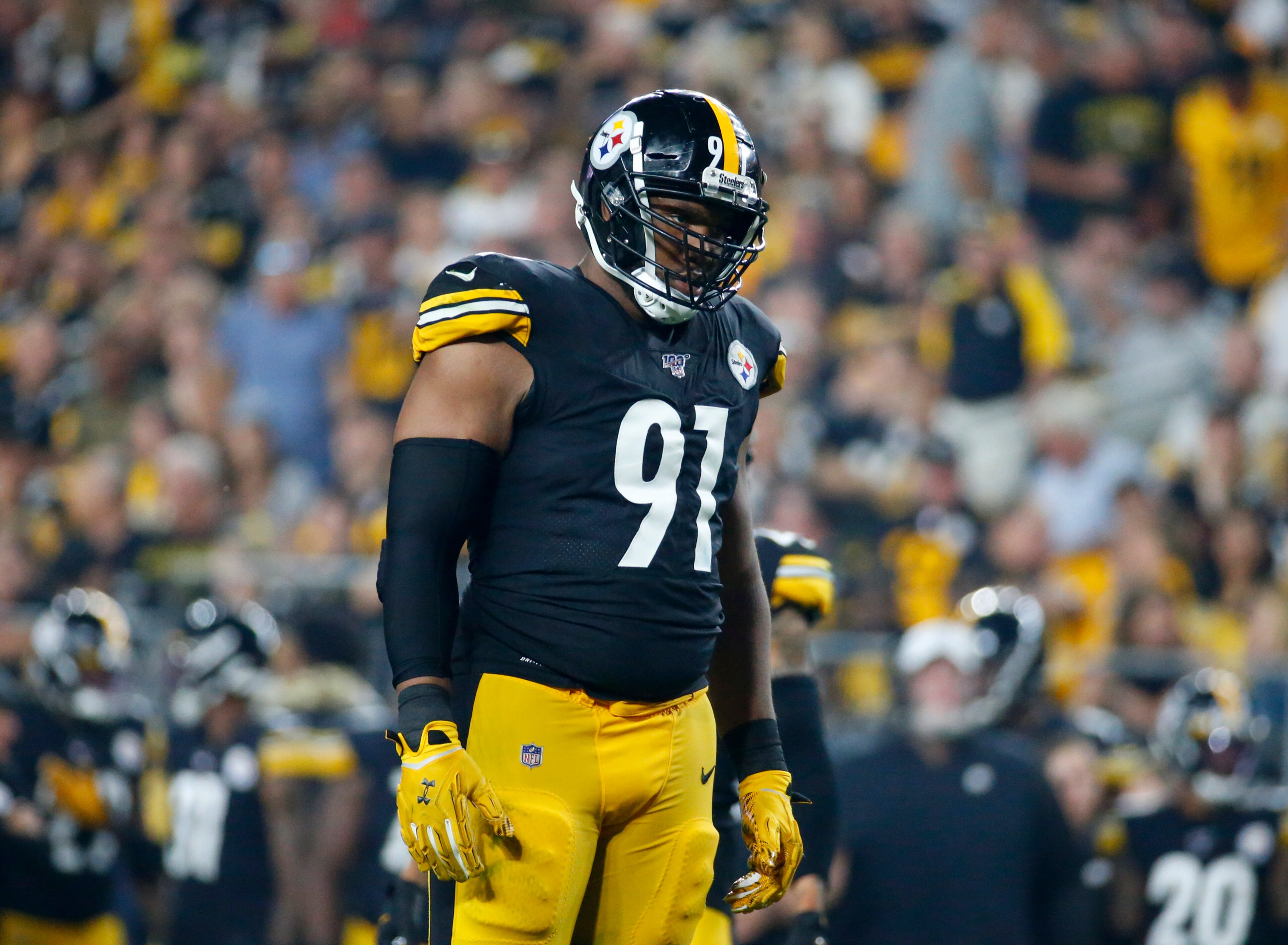 PITTSBURGH, PA - SEPTEMBER 30:  Stephon Tuitt #91 of the Pittsburgh Steelers in action against the Cincinnati Bengals on September 30, 2019 at Heinz Field in Pittsburgh, Pennsylvania.  (Photo by Justin K. Aller/Getty Images)
