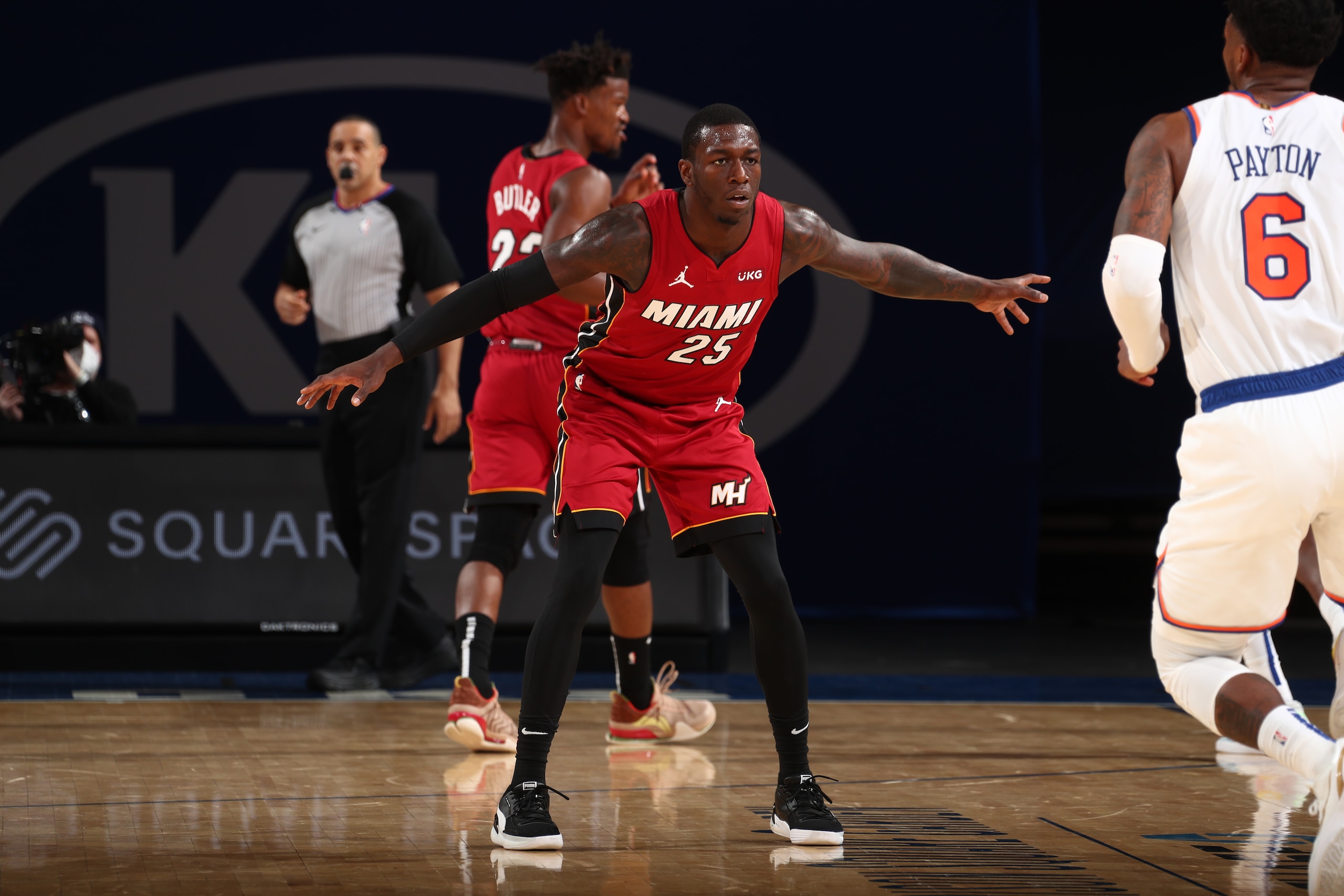 NEW YORK, NY - FEBRUARY 7: Kendrick Nunn #25 of the Miami Heat plays defense during the game against the New York Knicks on February 7, 2021 at Madison Square Garden in New York City, New York. NOTE TO USER: User expressly acknowledges and agrees that, by downloading and or using this photograph, User is consenting to the terms and conditions of the Getty Images License Agreement. Mandatory Copyright Notice: Copyright 2021 NBAE (Photo by Nathaniel S. Butler/NBAE via Getty Images) NEW YORK, NY - FEBRUARY 7: Kendrick Nunn #25 of the Miami Heat plays defense during the game against the New York Knicks on February 7, 2021 at Madison Square Garden in New York City, New York. NOTE TO USER: User expressly acknowledges and agrees that, by downloading and or using this photograph, User is consenting to the terms and conditions of the Getty Images License Agreement. Mandatory Copyright Notice: Copyright 2021 NBAE (Photo by Nathaniel S. Butler/NBAE via Getty Images)