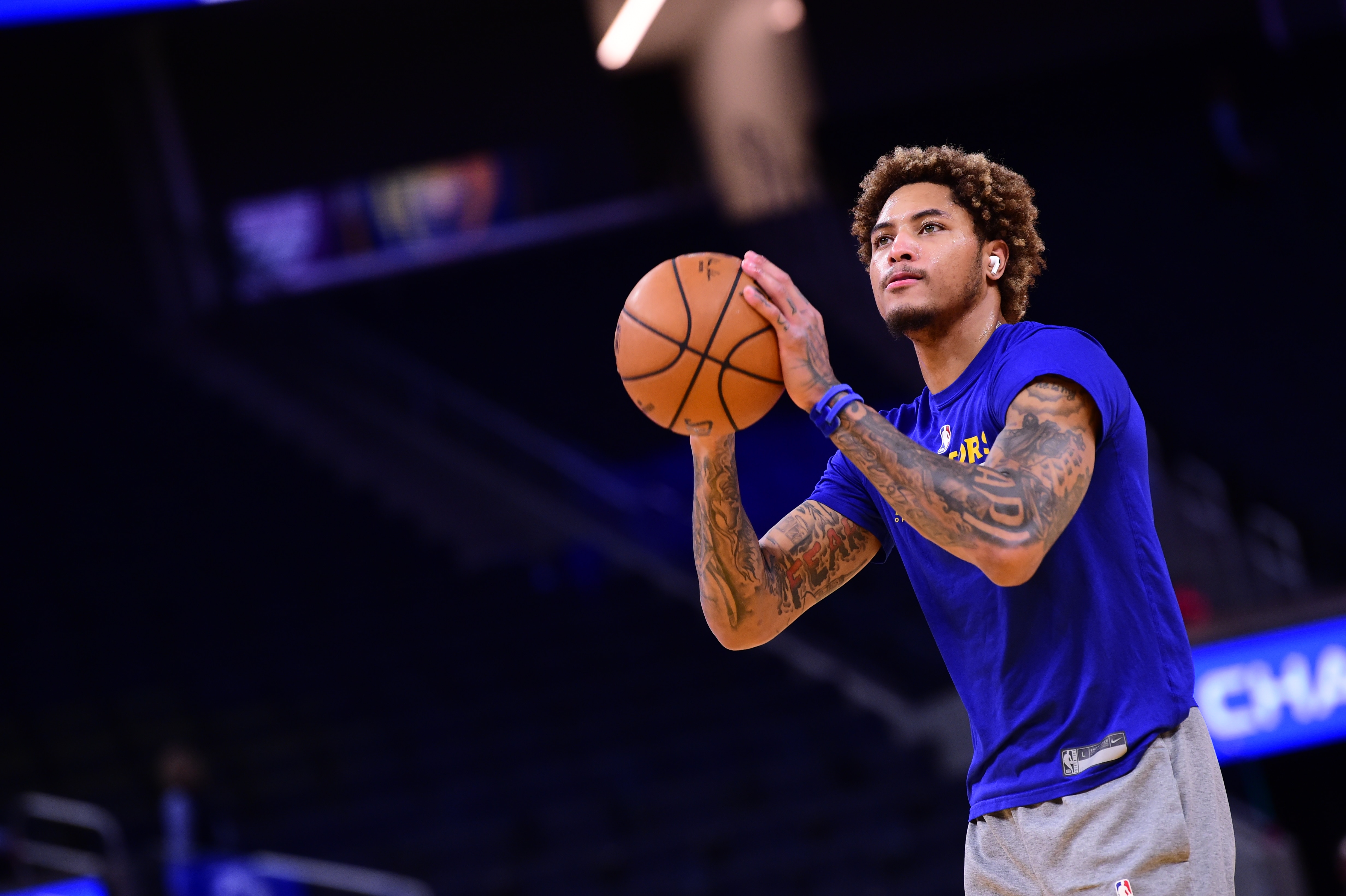SAN FRANCISCO, CA - APRIL 25: Kelly Oubre Jr. #12 warms up before the game against the Sacramento Kings on April 25, 2021 at Chase Center in San Francisco, California. NOTE TO USER: User expressly acknowledges and agrees that, by downloading and or using this photograph, user is consenting to the terms and conditions of Getty Images License Agreement. Mandatory Copyright Notice: Copyright 2021 NBAE (Photo by Noah Graham/NBAE via Getty Images)