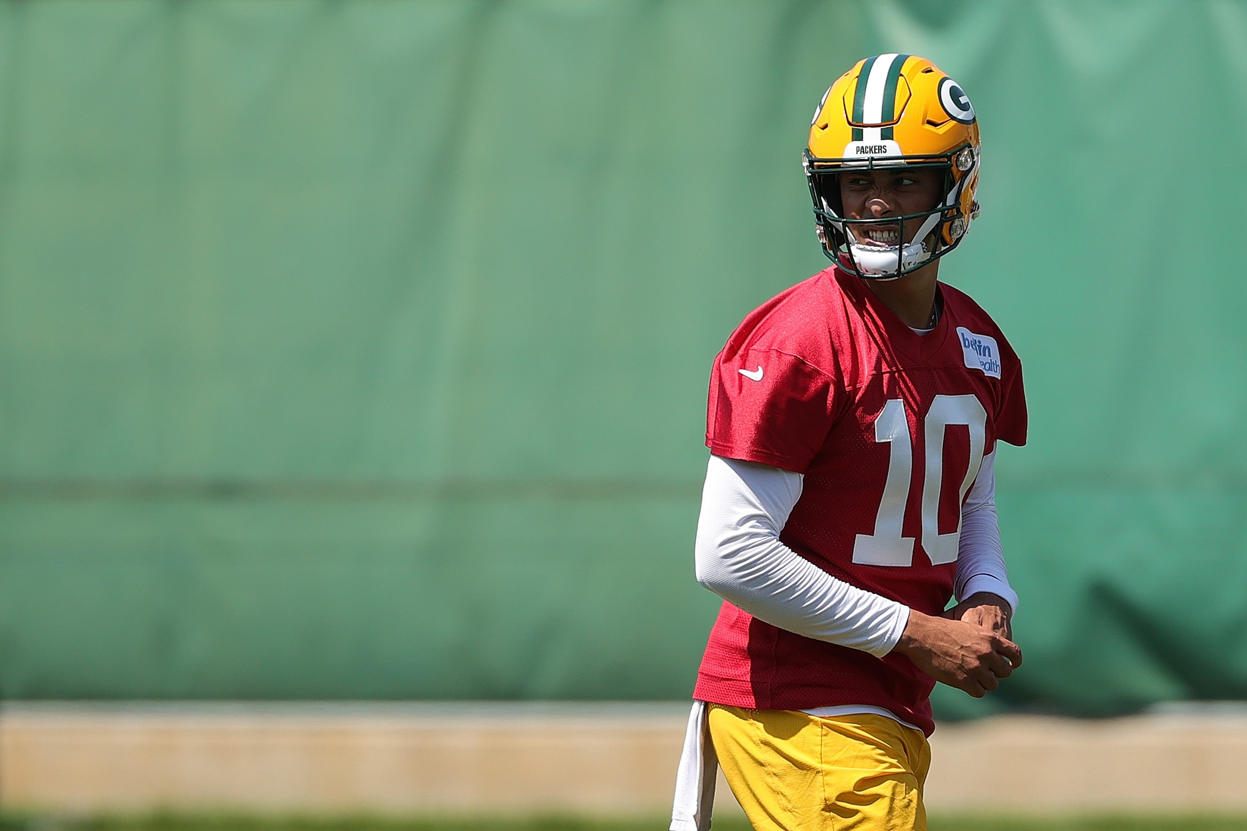 ASHWAUBENON, WISCONSIN - JUNE 09: Jordan Love #10 of the Green Bay Packers works out during training camp at Ray Nitschke Field on June 09, 2021 in Ashwaubenon, Wisconsin. (Photo by Stacy Revere/Getty Images)
