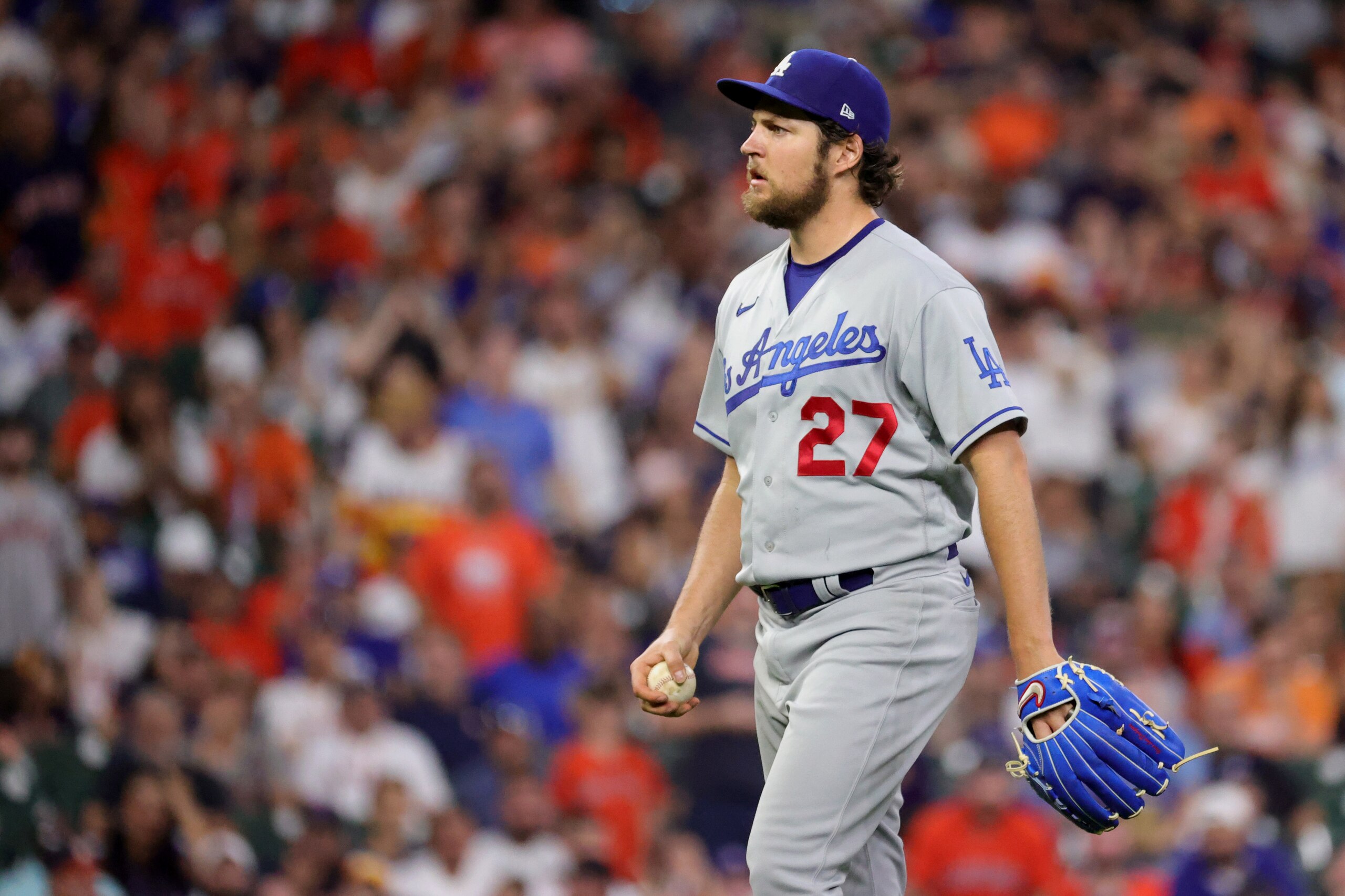 HOUSTON, TEXAS - MAY 26: Trevor Bauer #27 of the Los Angeles Dodgers in action against the Houston Astros at Minute Maid Park on May 26, 2021 in Houston, Texas. (Photo by Carmen Mandato/Getty Images)