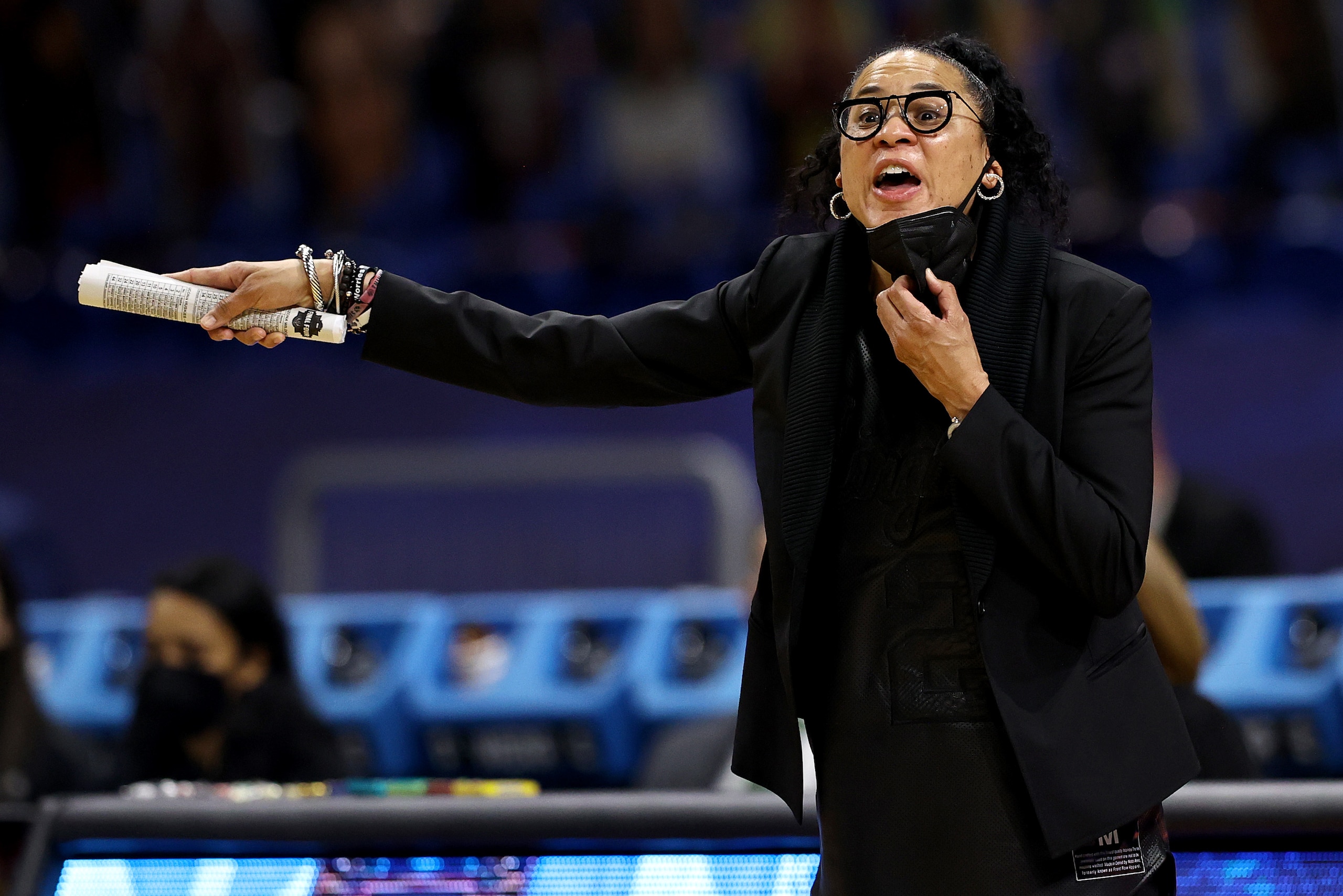 SAN ANTONIO, TEXAS - APRIL 02: Head coach Dawn Staley of the South Carolina Gamecocks calls out to players against the Stanford Cardinal during the third quarter in the Final Four semifinal game of the 2021 NCAA Women's Basketball Tournament at the Alamodome on April 02, 2021 in San Antonio, Texas. (Photo by Elsa/Getty Images)