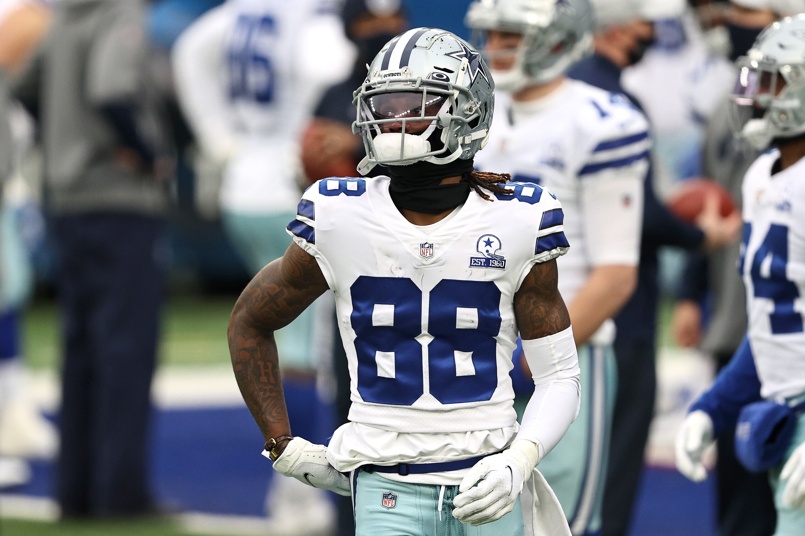 EAST RUTHERFORD, NEW JERSEY - JANUARY 03:  CeeDee Lamb #88 of the Dallas Cowboys warms up prior to the game against the New York Giants at MetLife Stadium on January 03, 2021 in East Rutherford, New Jersey. (Photo by Elsa/Getty Images)