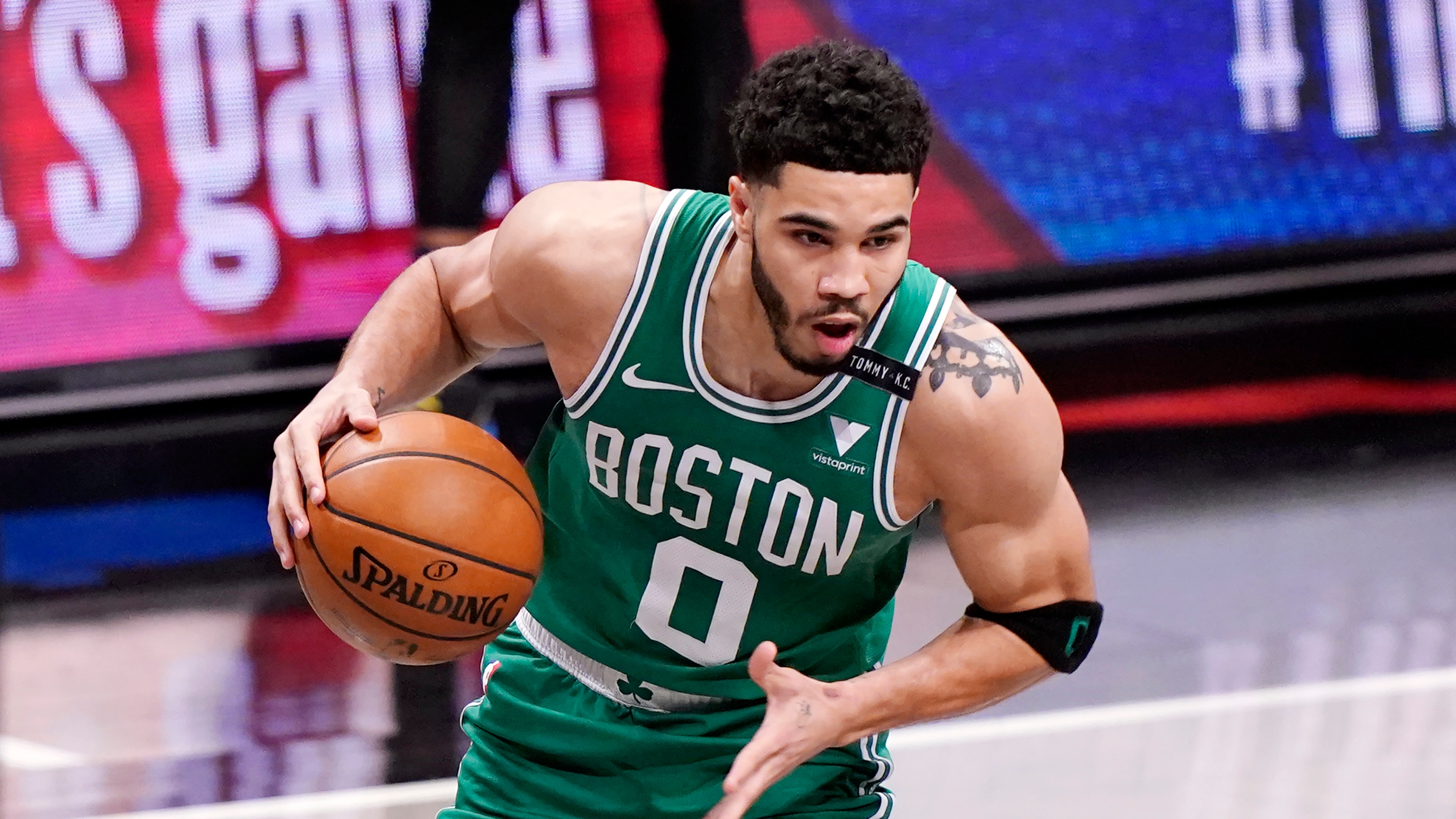 Boston Celtics forward Jayson Tatum (0) drives to the basket during the first quarter of Game 2 of an NBA basketball first-round playoff series, Tuesday, May 25, 2021, in New York. (AP Photo/Kathy Willens)