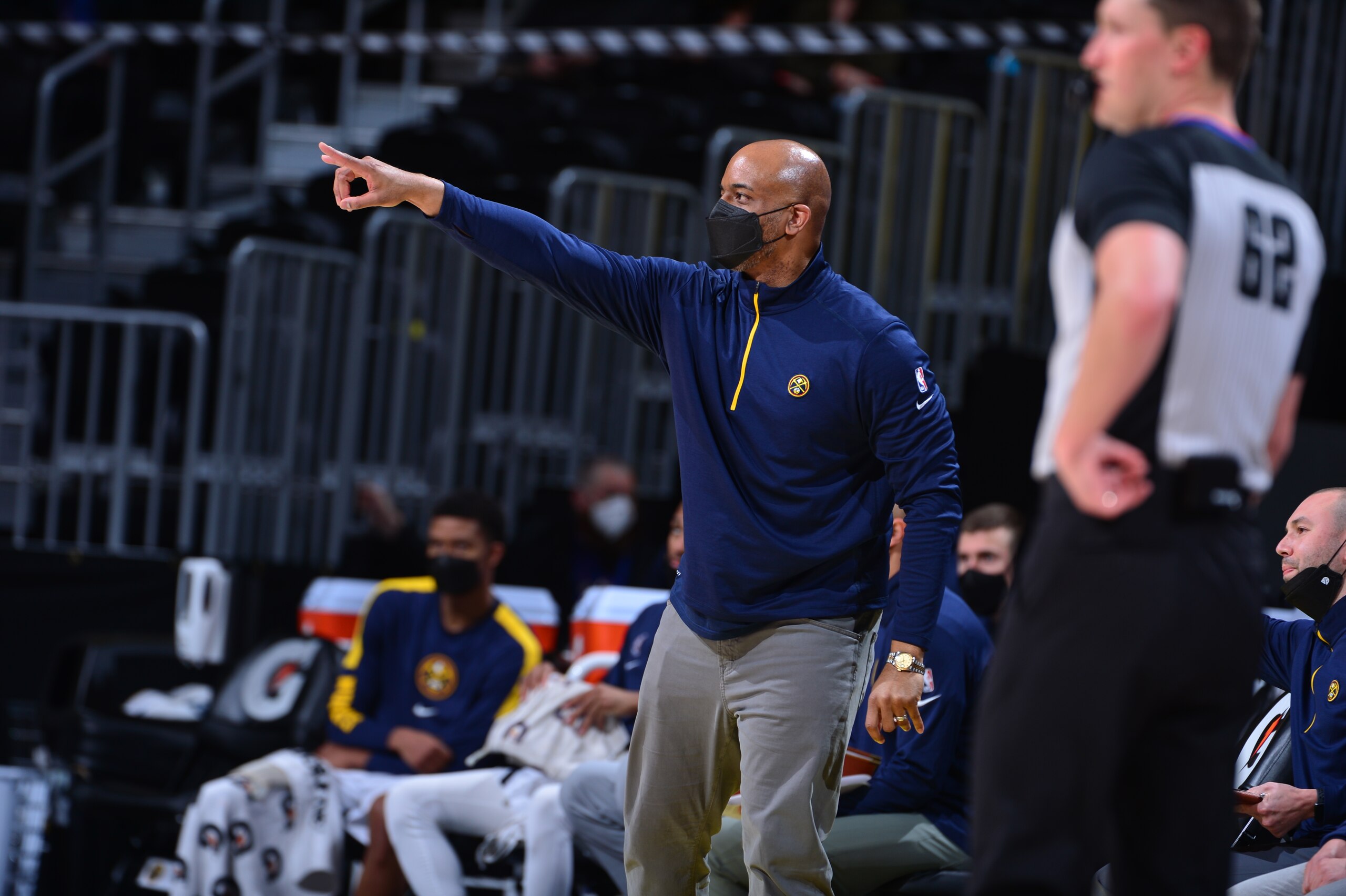 DENVER, CO - APRIL 7: Assistant Coach, Wes Unseld Jr.  of the Denver Nuggets signals to his team during the game against the San Antonio Spurs on April 7, 2021 at the Ball Arena in Denver, Colorado. NOTE TO USER: User expressly acknowledges and agrees that, by downloading and/or using this Photograph, user is consenting to the terms and conditions of the Getty Images License Agreement. Mandatory Copyright Notice: Copyright 2021 NBAE (Photo by Bart Young/NBAE via Getty Images)