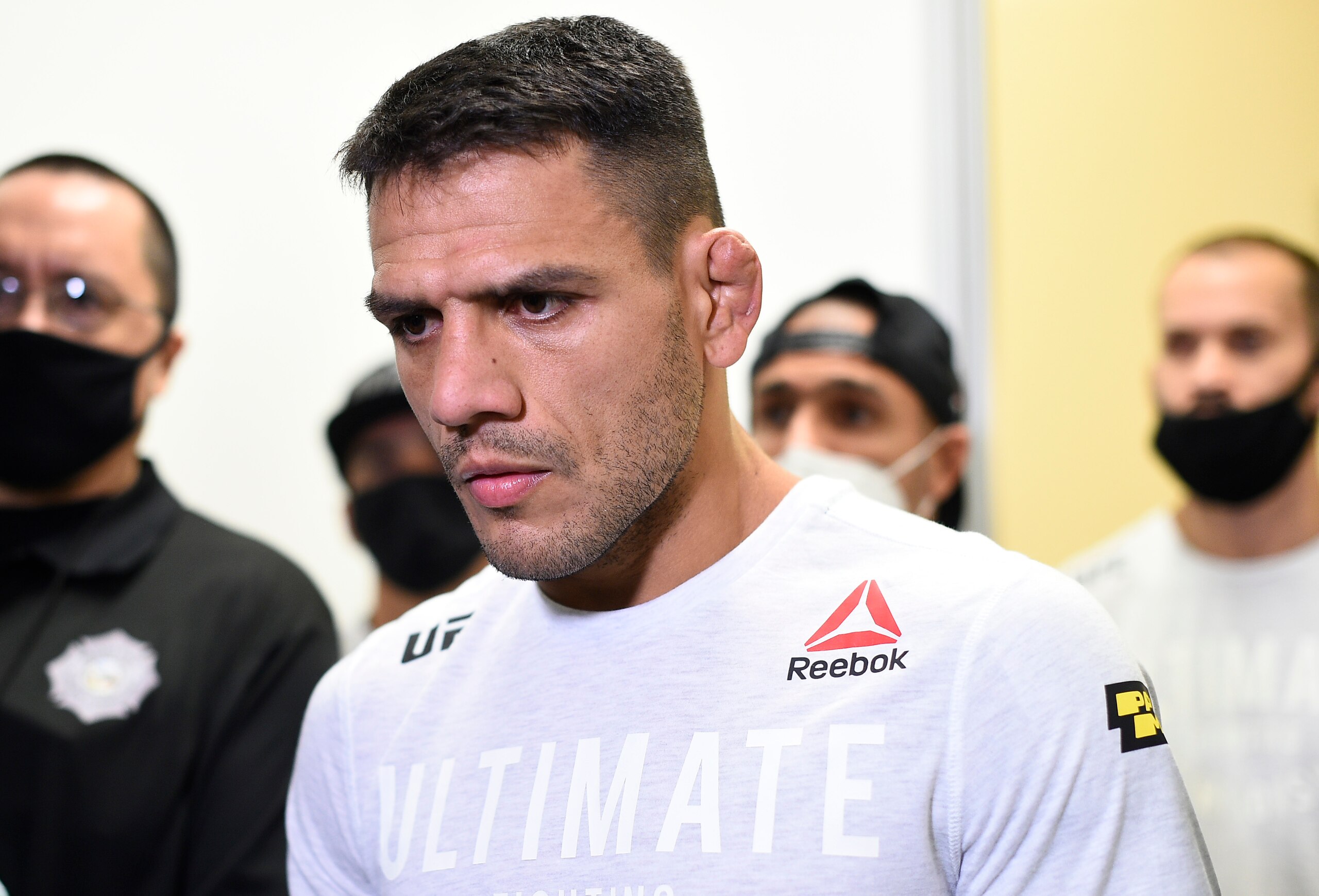 LAS VEGAS, NEVADA - NOVEMBER 14: Rafael Dos Anjos of Brazil prepares to fight Paul Felder during the UFC Fight Night event at UFC APEX on November 14, 2020 in Las Vegas, Nevada. (Photo by Chris Unger/Zuffa LLC)