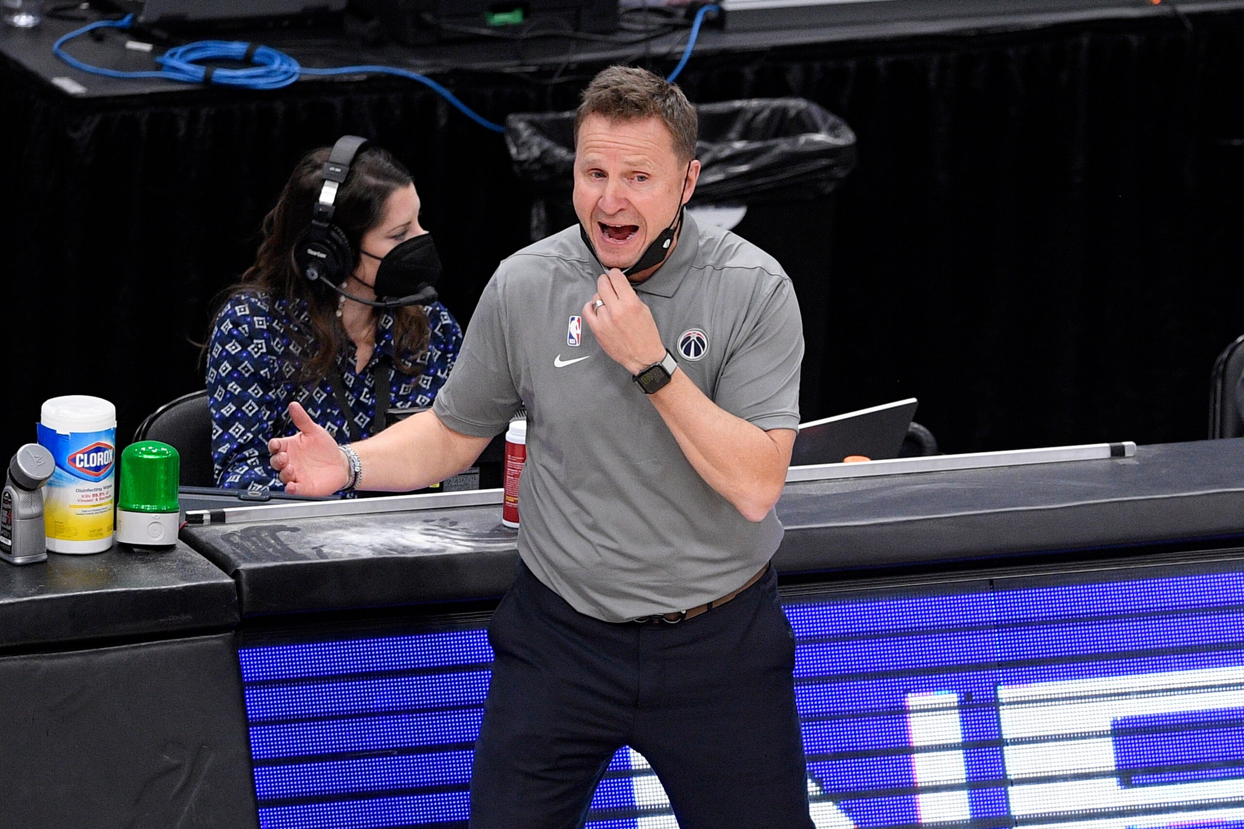Washington Wizards head coach Scott Brooks reacts during the second half of an NBA basketball game against the Golden State Warriors, Wednesday, April 21, 2021, in Washington. (AP Photo/Nick Wass)