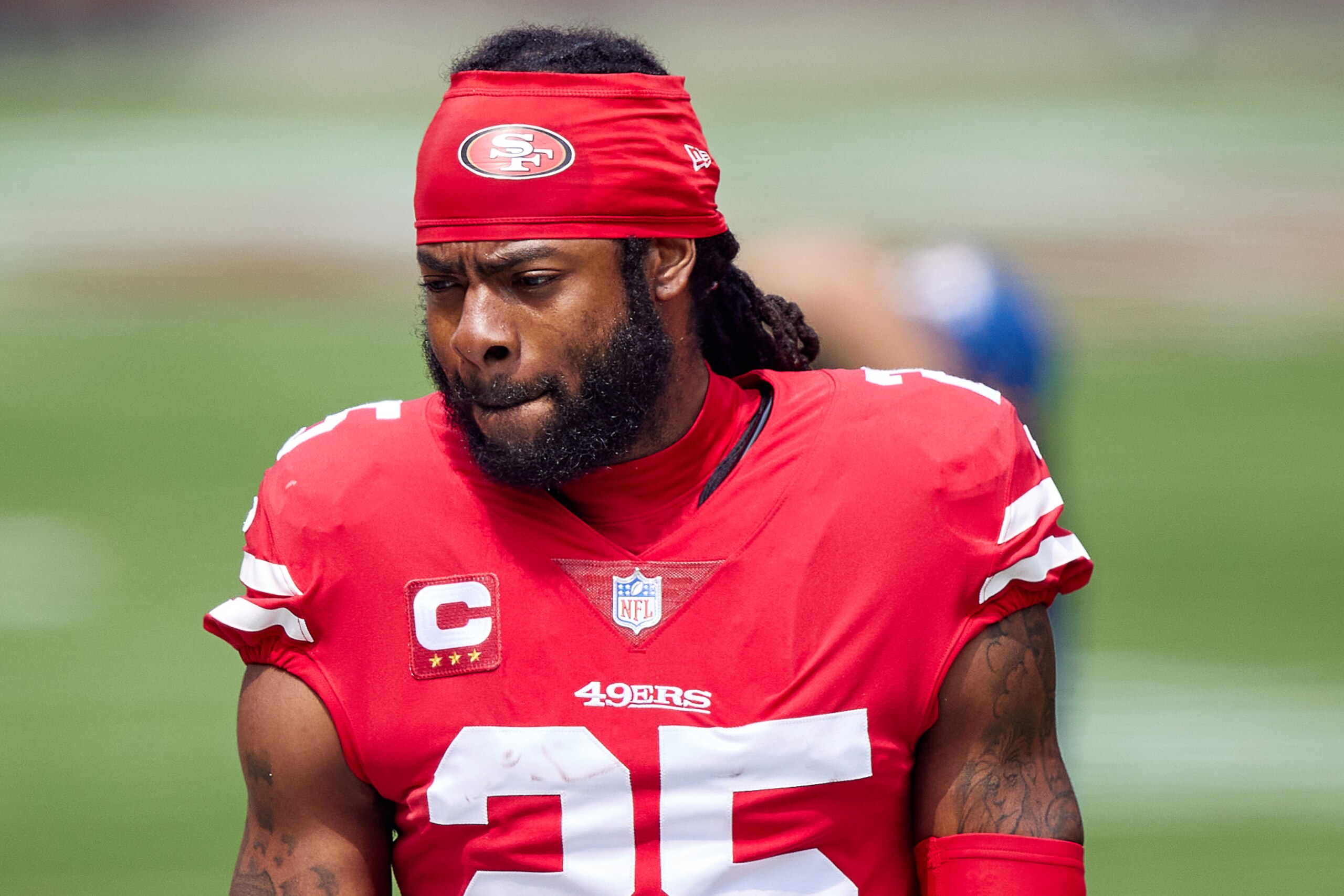 SAN FRANCISCO, CA - SEPTEMBER 13: San Francisco 49ers cornerback Richard Sherman (25) looks on during the NFL game between the San Francisco 49ers and the Arizona Cardinals on September 13, 2020, at Levi's Stadium in Santa Clara, California. (Photo by MSA/Icon Sportswire via Getty Images)