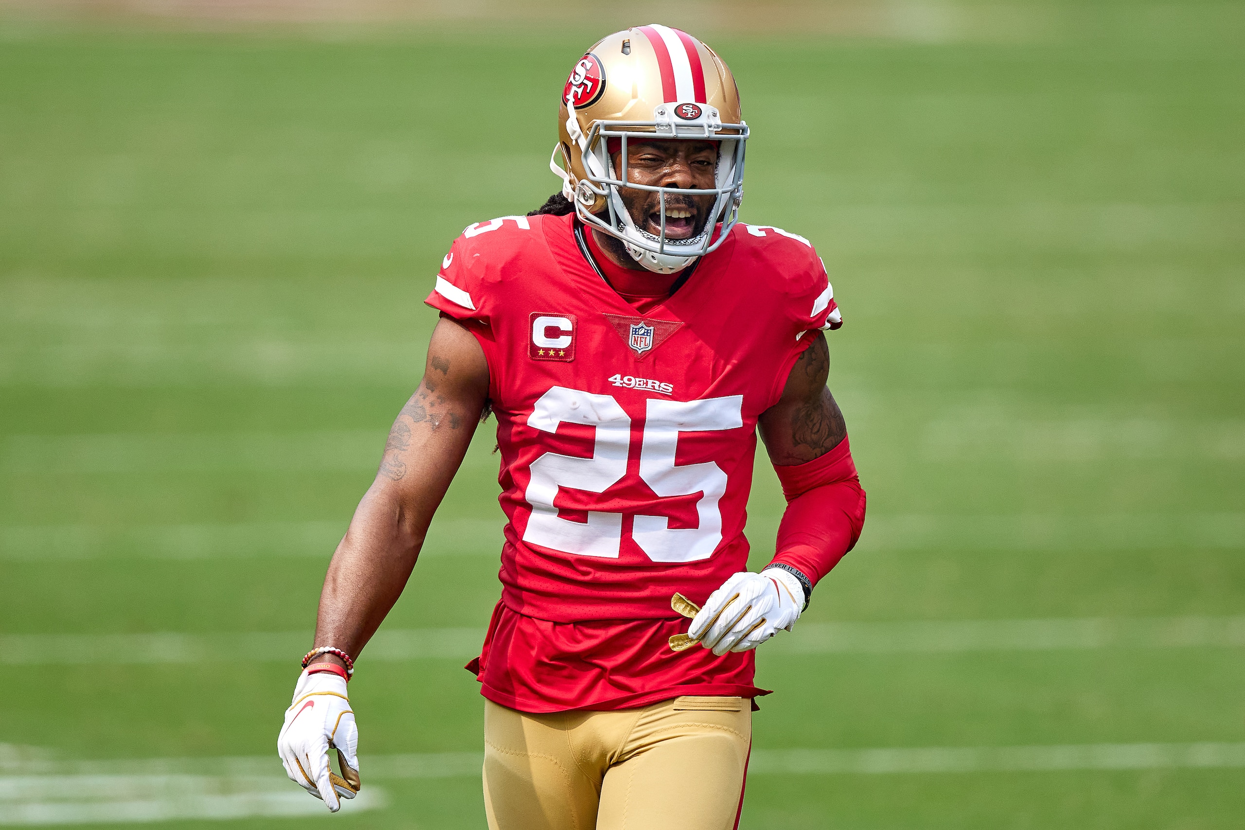 SAN FRANCISCO, CA - SEPTEMBER 13: San Francisco 49ers cornerback Richard Sherman (25) looks on during the NFL game between the San Francisco 49ers and the Arizona Cardinals on September 13, 2020, at Levi's Stadium in Santa Clara, California. (Photo by MSA/Icon Sportswire via Getty Images)