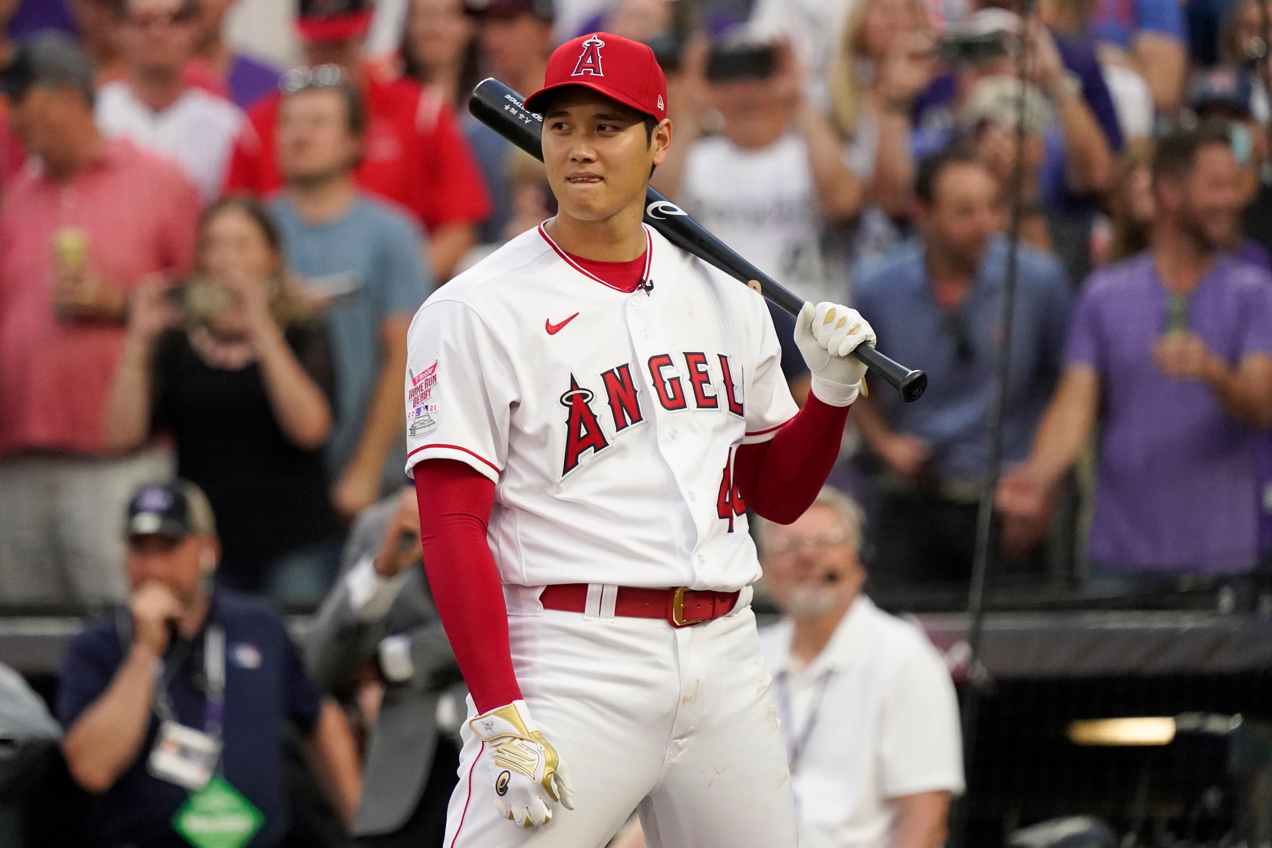 American League's Shohei Ohtani, of the Los Angeles Angeles, hits during the first round of the MLB All Star baseball Home Run Derby, Monday, July 12, 2021, in Denver. (AP Photo/Gabriel Christus)