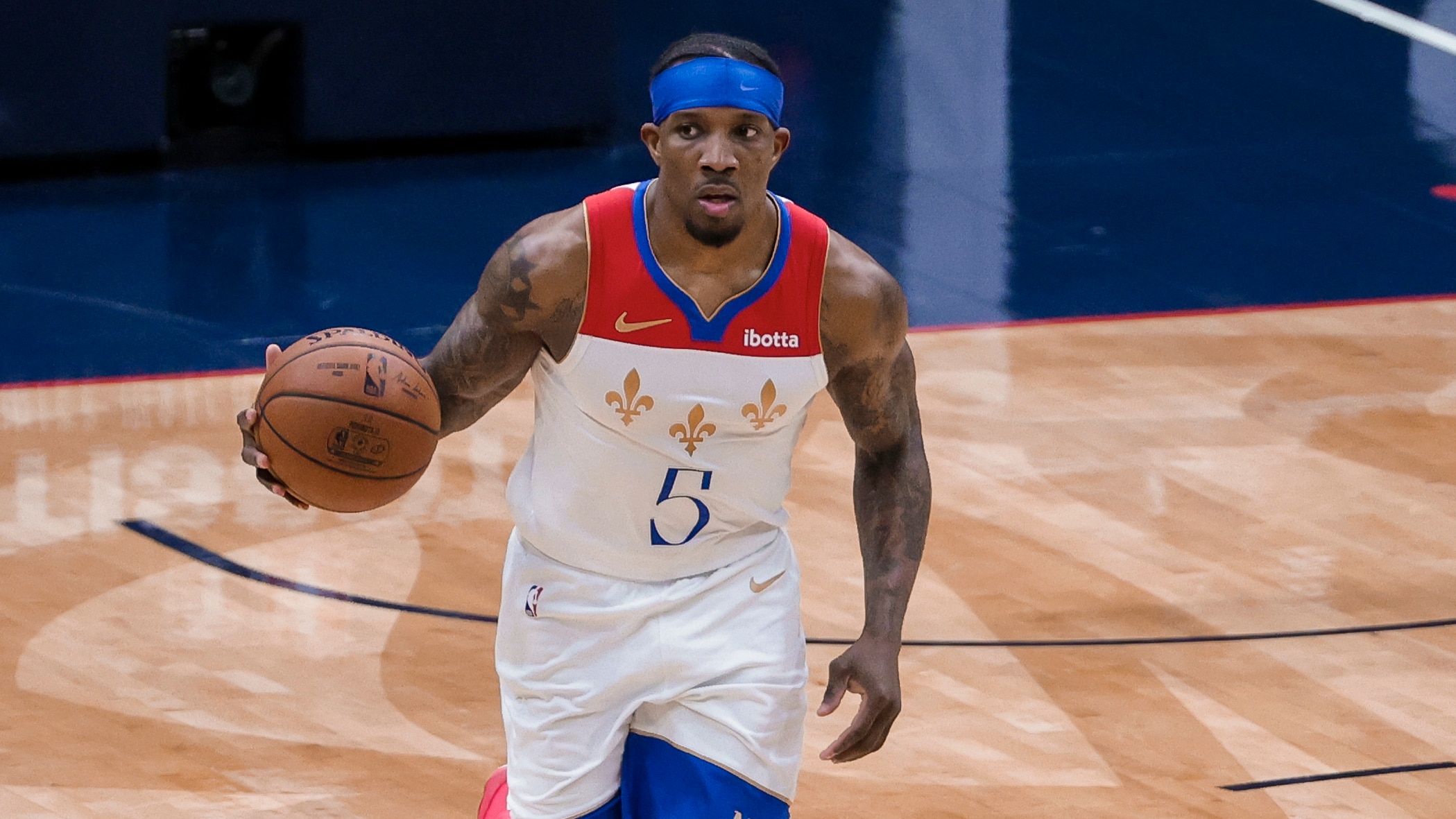 New Orleans Pelicans guard Eric Bledsoe (5) drives with the ball against the Los Angeles Lakers in the third quarter of an NBA basketball game in New Orleans, Sunday, May 16, 2021. (AP Photo/Derick Hingle)