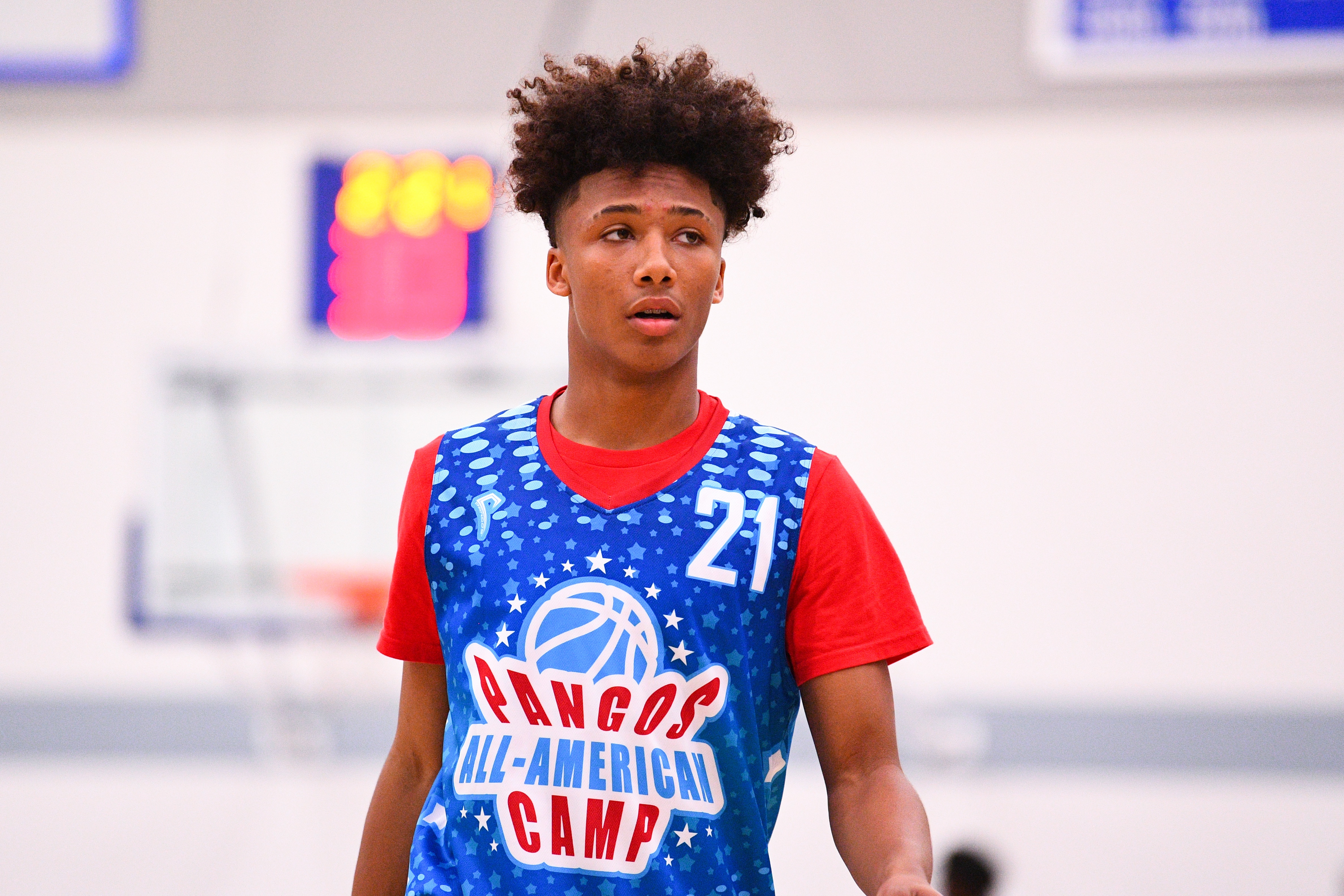 NORWALK, CA - JUNE 02: Mikey Williams looks on during the Pangos All-American Camp on June 2, 2019 at Cerritos College in Norwalk, CA. (Photo by Brian Rothmuller/Icon Sportswire via Getty Images)