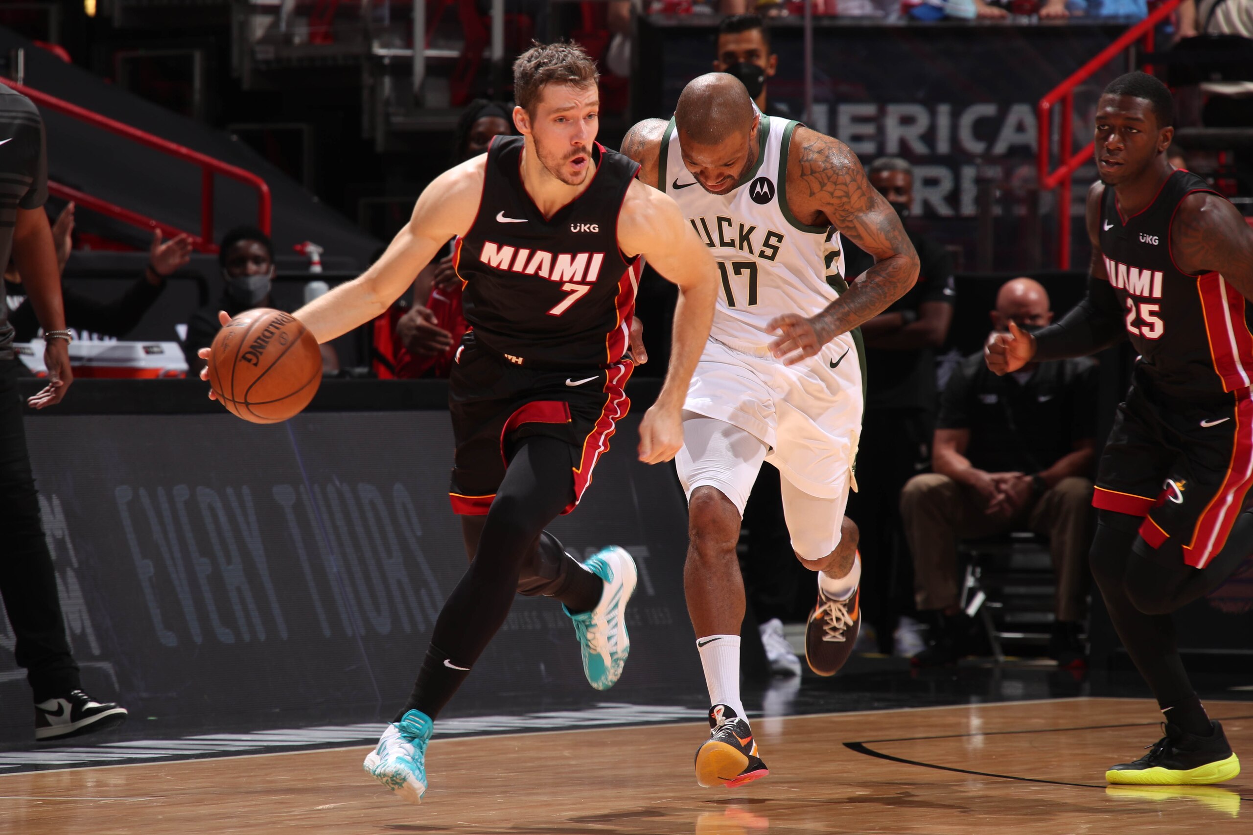 MIAMI, FL - MAY 29: Goran Dragic #7 of the Miami Heat drives to the basket against the Milwaukee Bucks during Round 1, Game 4 of the 2021 NBA Playoffs on May 29, 2021 at American Airlines Arena in Miami, Florida. NOTE TO USER: User expressly acknowledges and agrees that, by downloading and or using this Photograph, user is consenting to the terms and conditions of the Getty Images License Agreement. Mandatory Copyright Notice: Copyright 2021 NBAE (Photo by Issac Baldizon/NBAE via Getty Images)