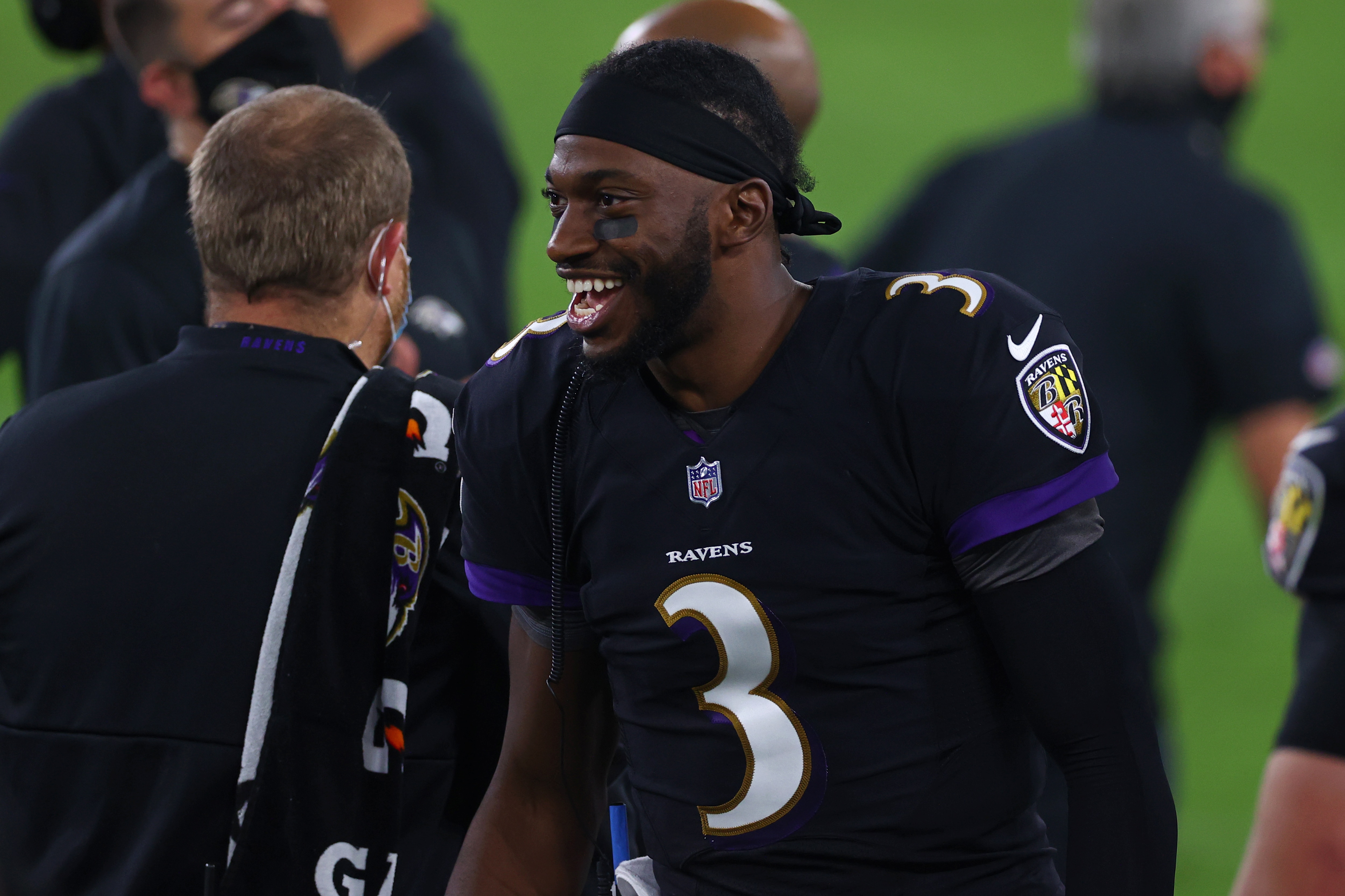 BALTIMORE, MD - SEPTEMBER 28: Robert Griffin III #3 of the Baltimore Ravens smiles on the sidelines during the first half against the Kansas City Chiefs at M&T Bank Stadium on September 28, 2020 in Baltimore, Maryland. (Photo by Todd Olszewski/Getty Images)