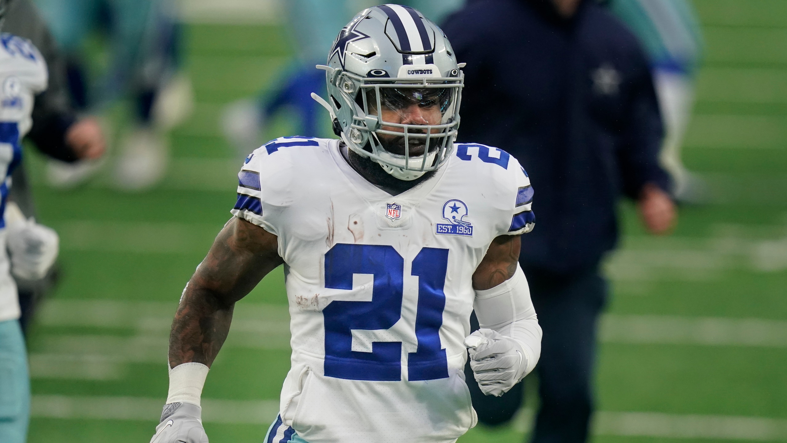 Dallas Cowboys' Ezekiel Elliott during the first half of an NFL football game against the New York Giants, Sunday, Jan. 3, 2021, in East Rutherford, N.J. (AP Photo/Frank Franklin II)