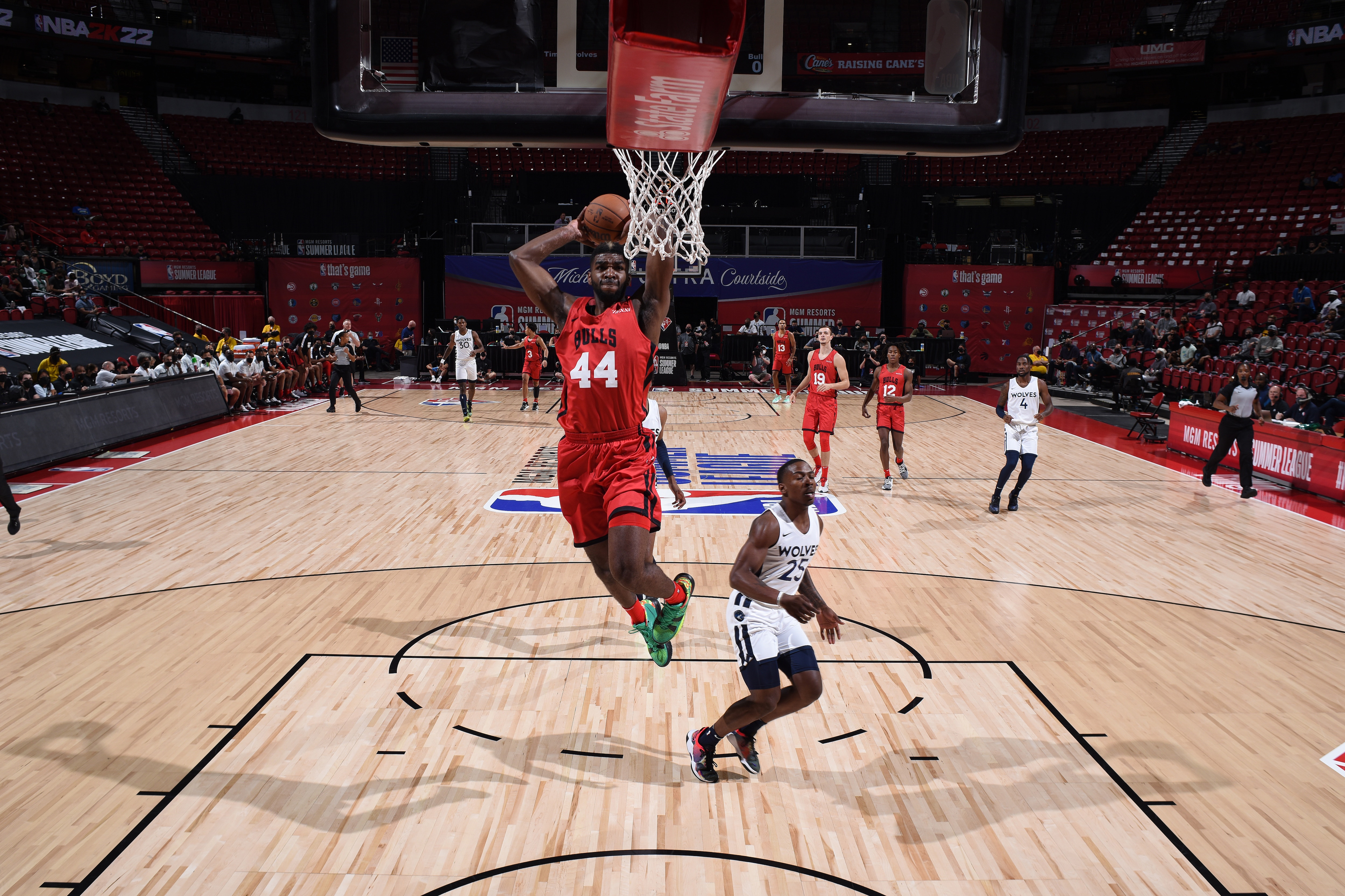 LAS VEGAS, NV - AUGUST 12: Patrick Williams #44 of the Chicago Bulls dunks the ball against the Minnesota Timberwolves during the 2021 Las Vegas Summer League on August 12, 2021 at the Thomas & Mack Center in Las Vegas, Nevada. NOTE TO USER: User expressly acknowledges and agrees that, by downloading and/or using this Photograph, user is consenting to the terms and conditions of the Getty Images License Agreement. Mandatory Copyright Notice: Copyright 2021 NBAE (Photo by Bart Young/NBAE via Getty Images)