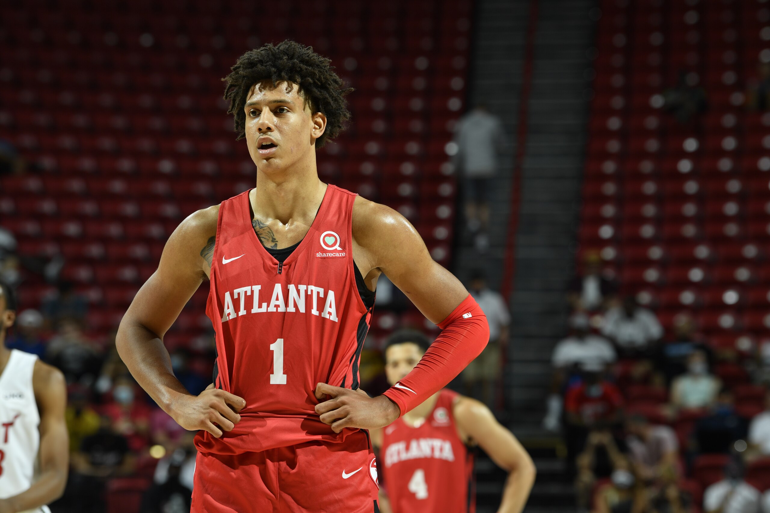 LAS VEGAS, NV - AUGUST 14: Jalen Johnson #1 of the Atlanta Hawks looks on during the game against the Miami Heat during the 2021 Las Vegas Summer League on August 14, 2021 at the Thomas & Mack Center in Las Vegas, Nevada. NOTE TO USER: User expressly acknowledges and agrees that, by downloading and/or using this Photograph, user is consenting to the terms and conditions of the Getty Images License Agreement. Mandatory Copyright Notice: Copyright 2021 NBAE (Photo by Jeff Bottari/NBAE via Getty Images)