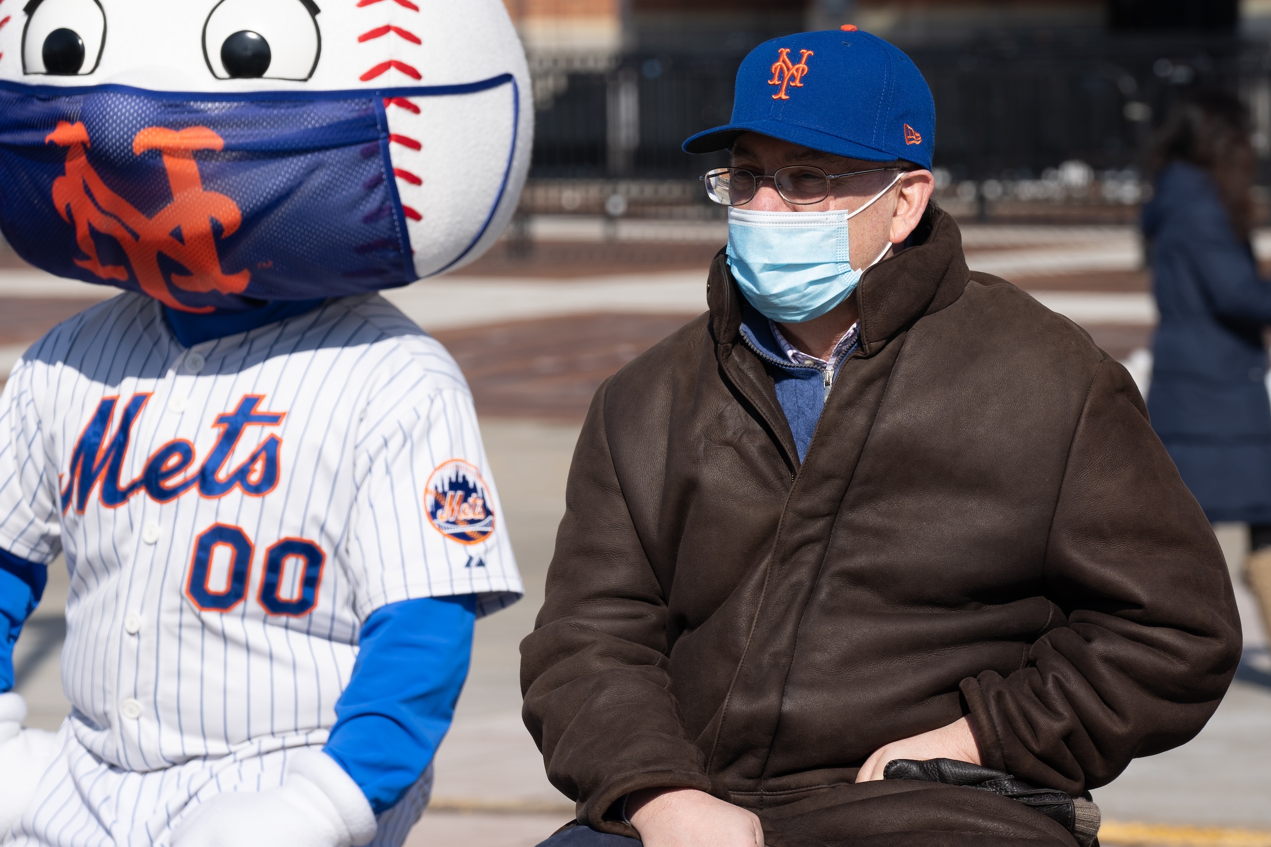 NEW YORK, NEW YORK - FEBRUARY 10: Mets owner Steve Cohen at the opening of the coronavirus (COVID-19) vaccination site at Citi Field on February 10, 2021 in the Queens borough of New York City. The inoculation site will focus on providing vaccinations to Queens residents, food service workers, and taxi drivers. (Photo by David Dee Delgado/Getty Images)