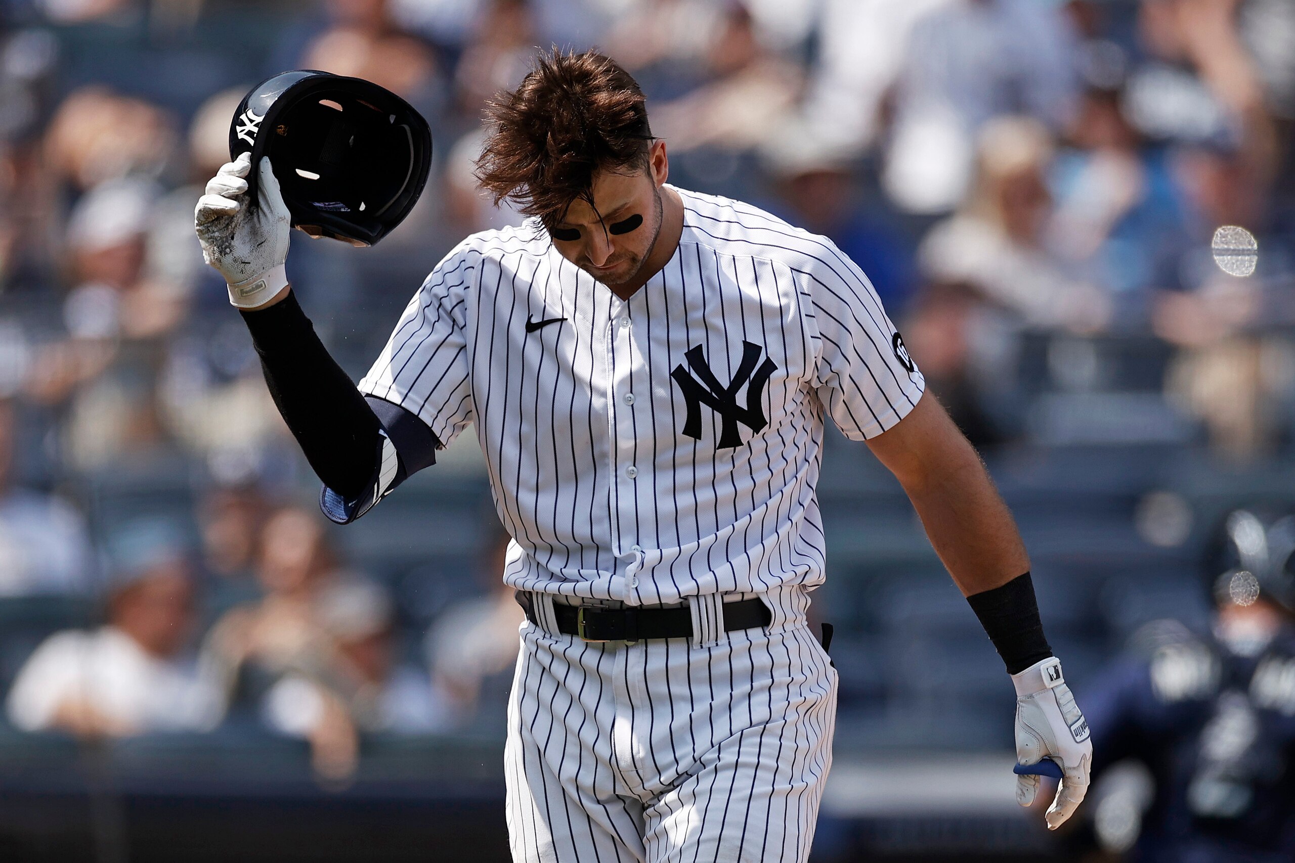 New York Yankees Joey Gallo reacts after striking out during the fifth inning of a baseball game against the Seattle Mariners on Saturday, Aug. 7, 2021, in New York. (AP Photo/Adam Hunger)