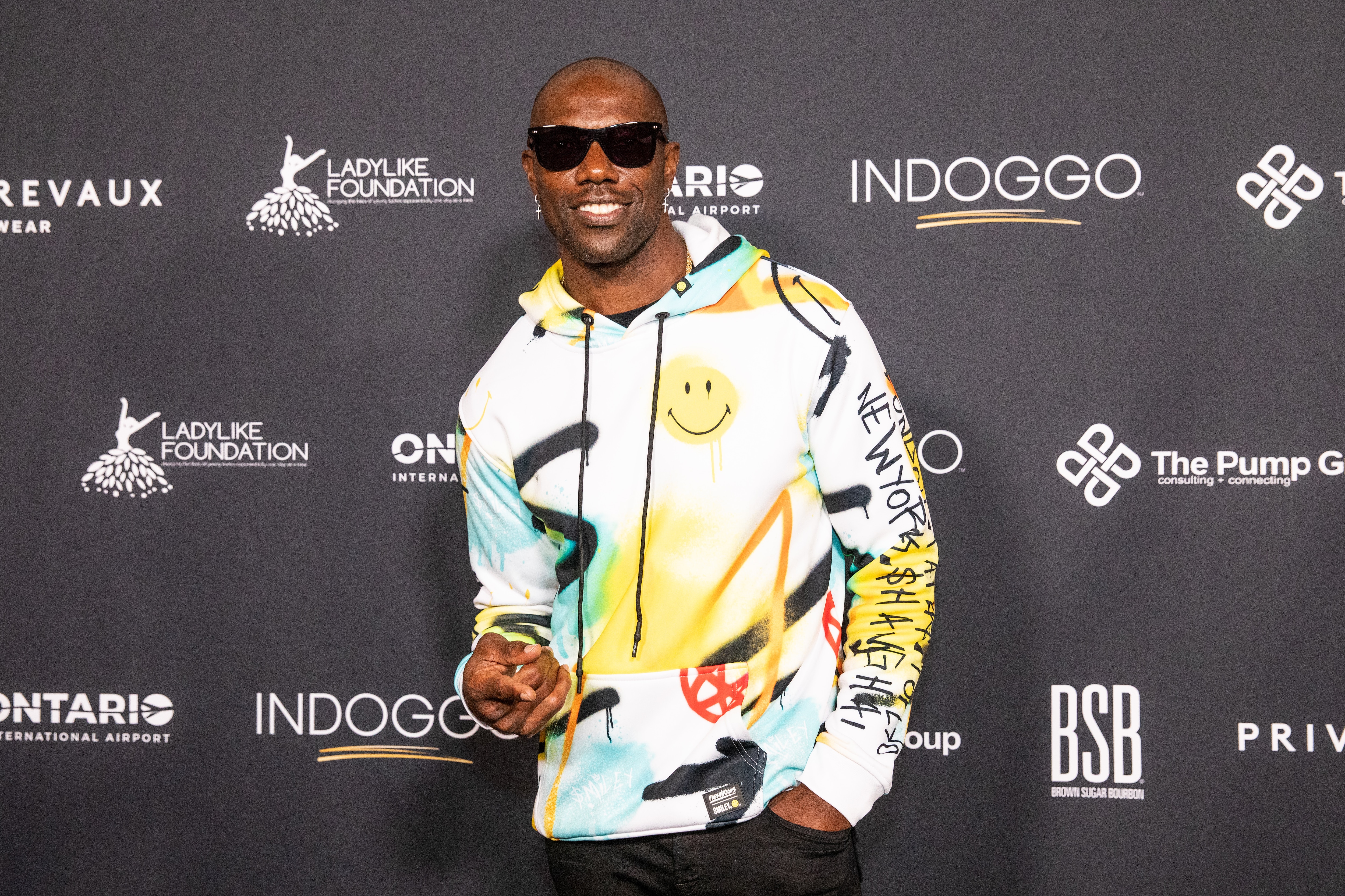 BEVERLY HILLS, CALIFORNIA - AUGUST 19: Terrell Owens poses on the red carpet for The Pump Group Soiree at The Beverly Hills Hotel on August 19, 2021 in Beverly Hills, California. (Photo by Cassy Athena/Getty Images)