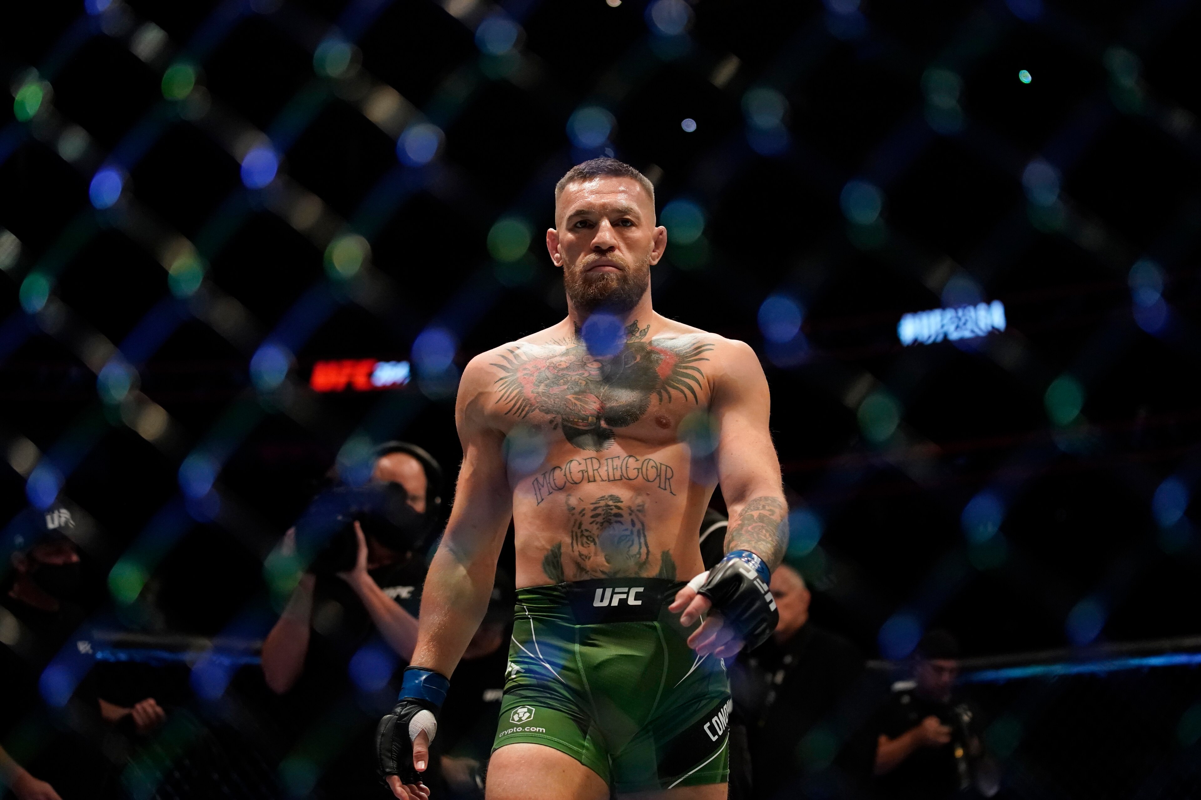 Conor McGregor prepare to fight Dustin Poirier in a UFC 264 lightweight mixed martial arts bout Saturday, July 10, 2021, in Las Vegas. (AP Photo/John Locher) Conor McGregor prepare to fight Dustin Poirier in a UFC 264 lightweight mixed martial arts bout Saturday, July 10, 2021, in Las Vegas. (AP Photo/John Locher)