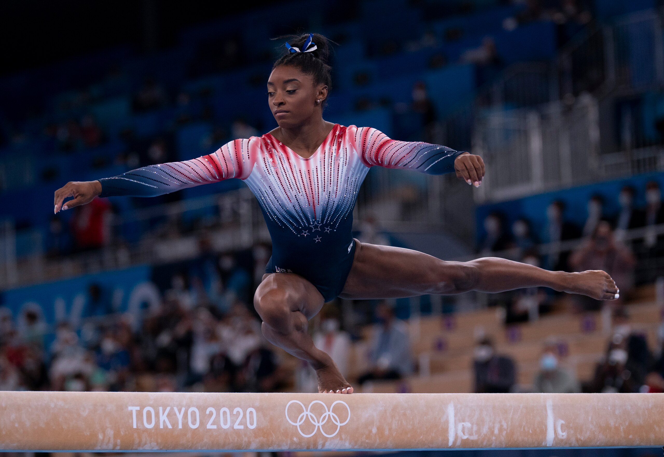 Simone Biles, from the United States, competes in the balance beam final at the 2020 Tokyo Olympics, Tuesday, August 3, 2021 in Tokyo, Japan. (Adrian Wyld/The Canadian Press via AP)